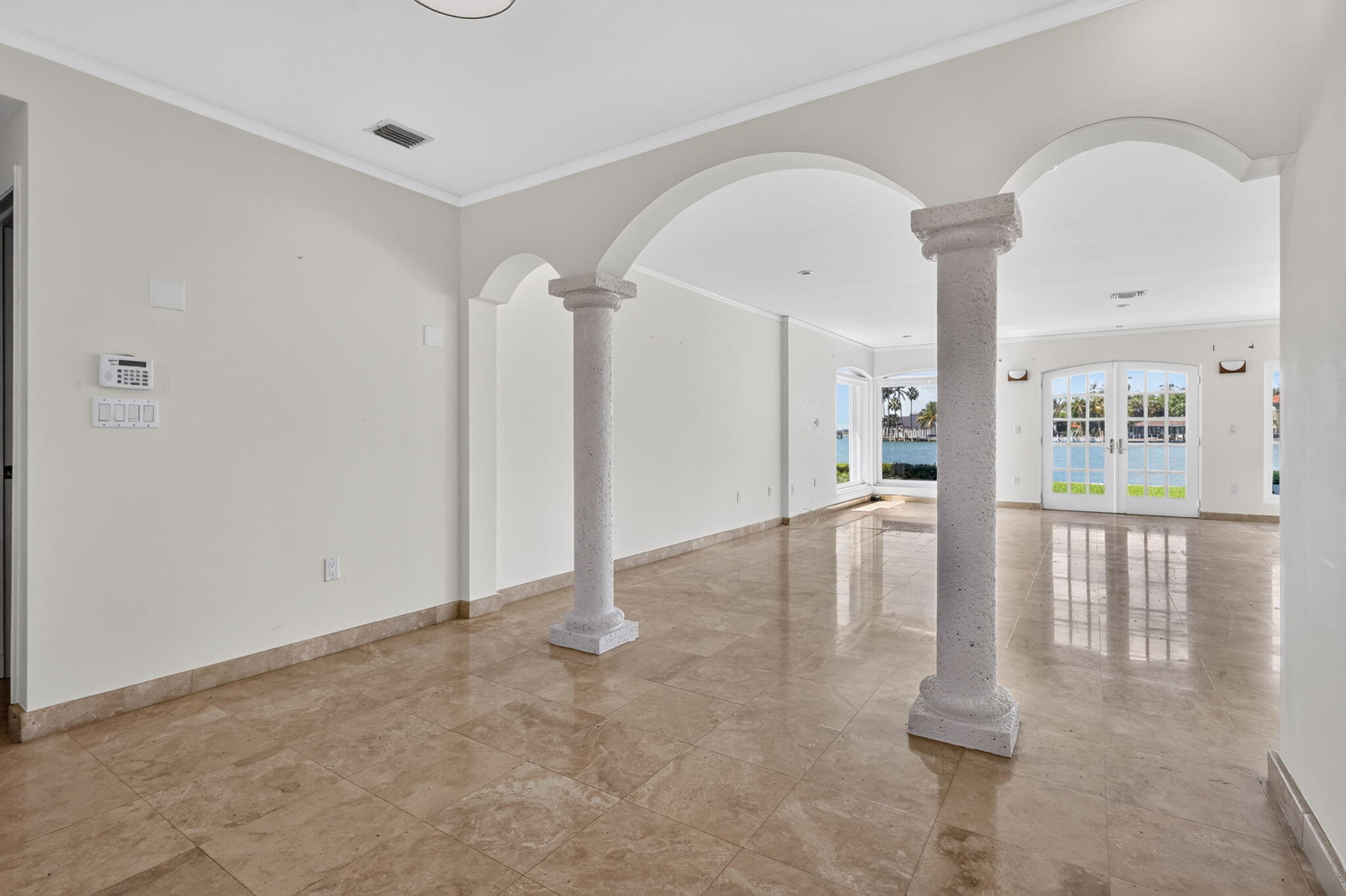 7500 W TREASURE, North Bay Village FL 33141
