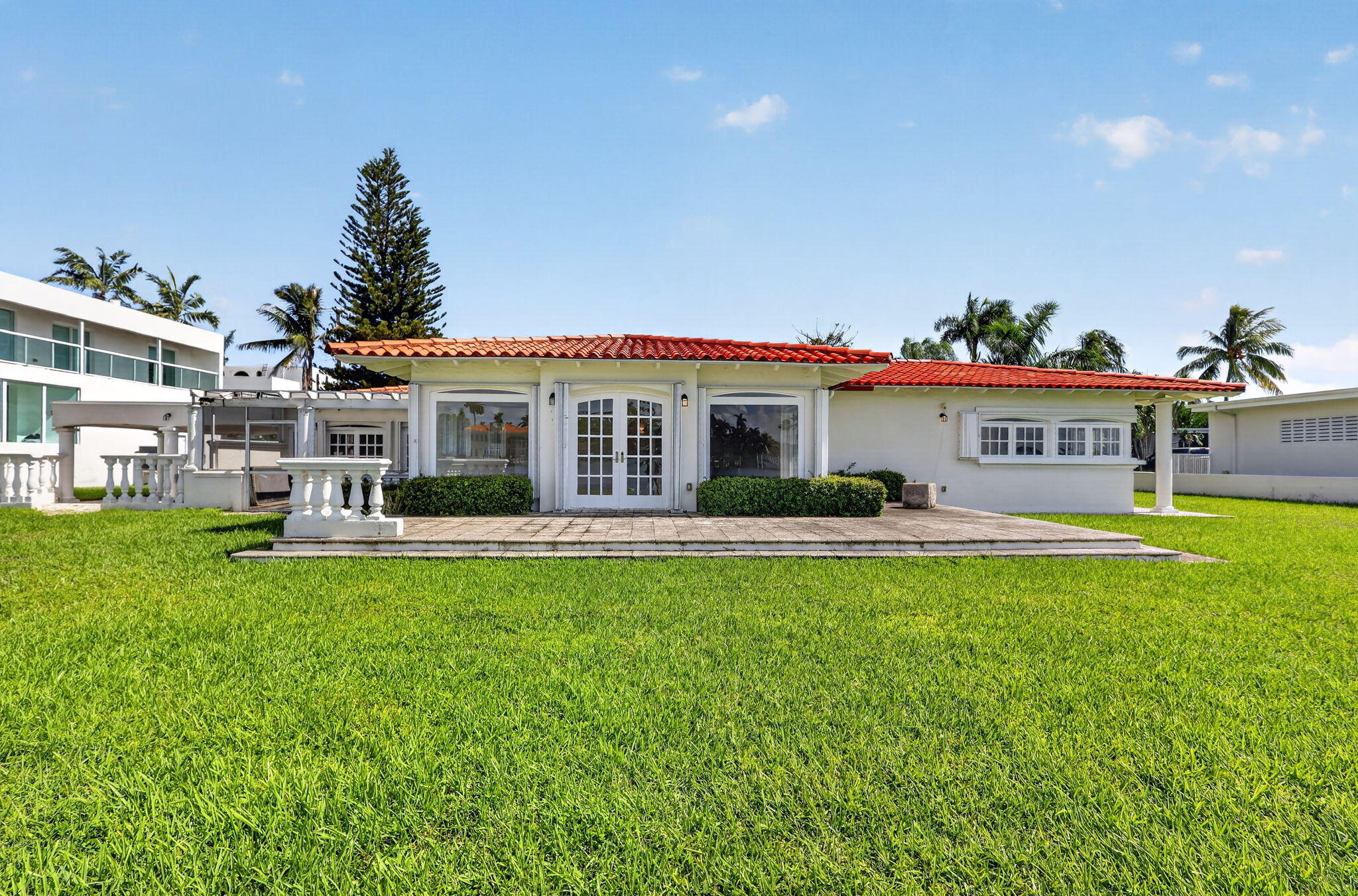 7500 W TREASURE, North Bay Village FL 33141