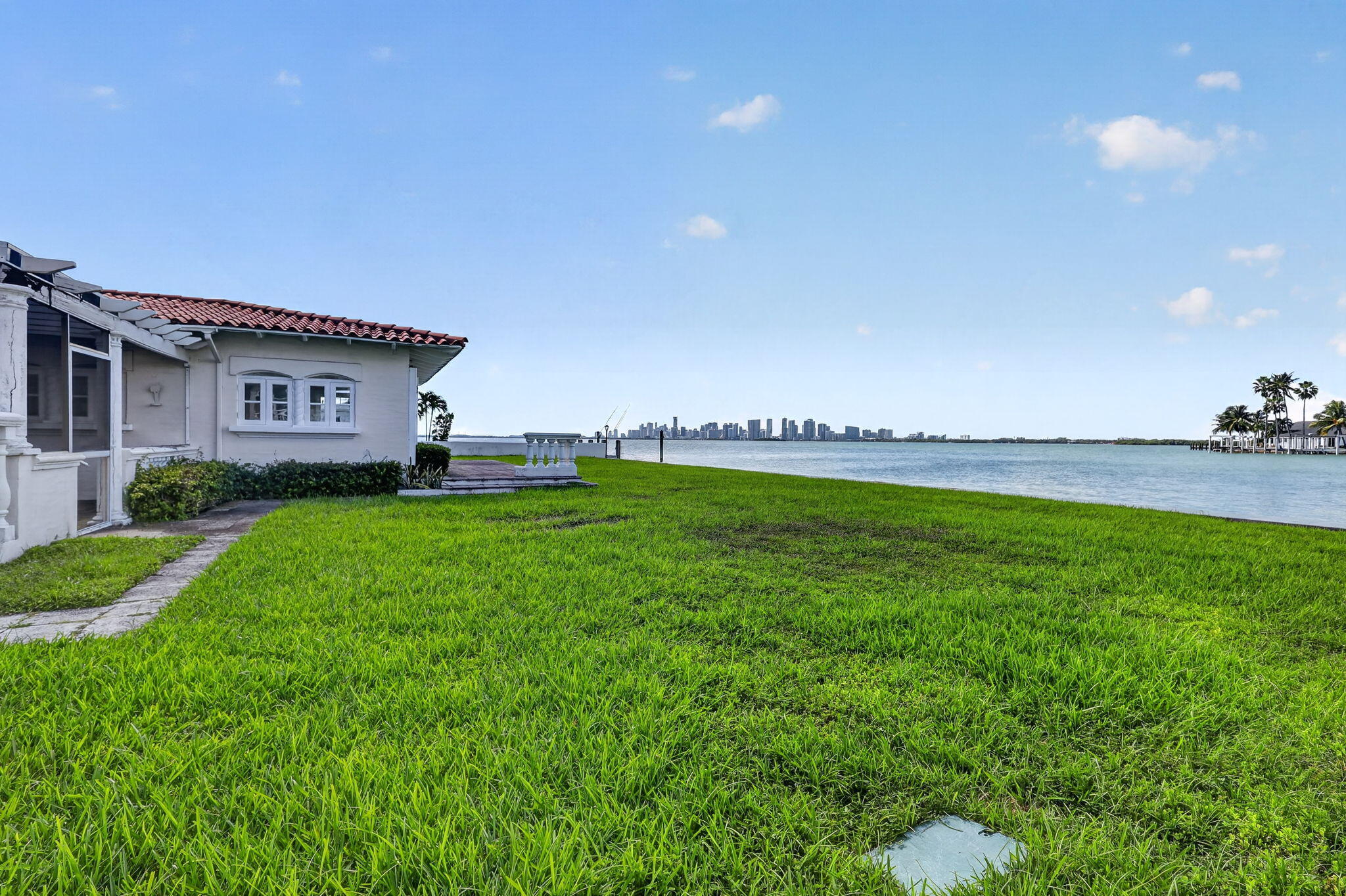 7500 W TREASURE, North Bay Village FL 33141