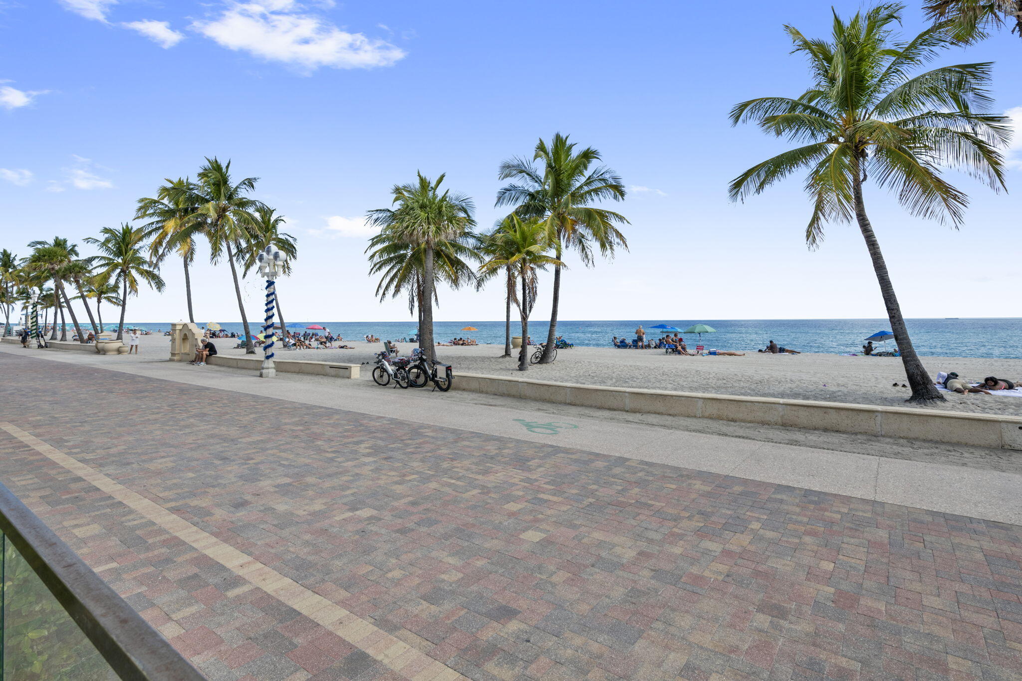 2205 N SURF #3, Hollywood FL 33019