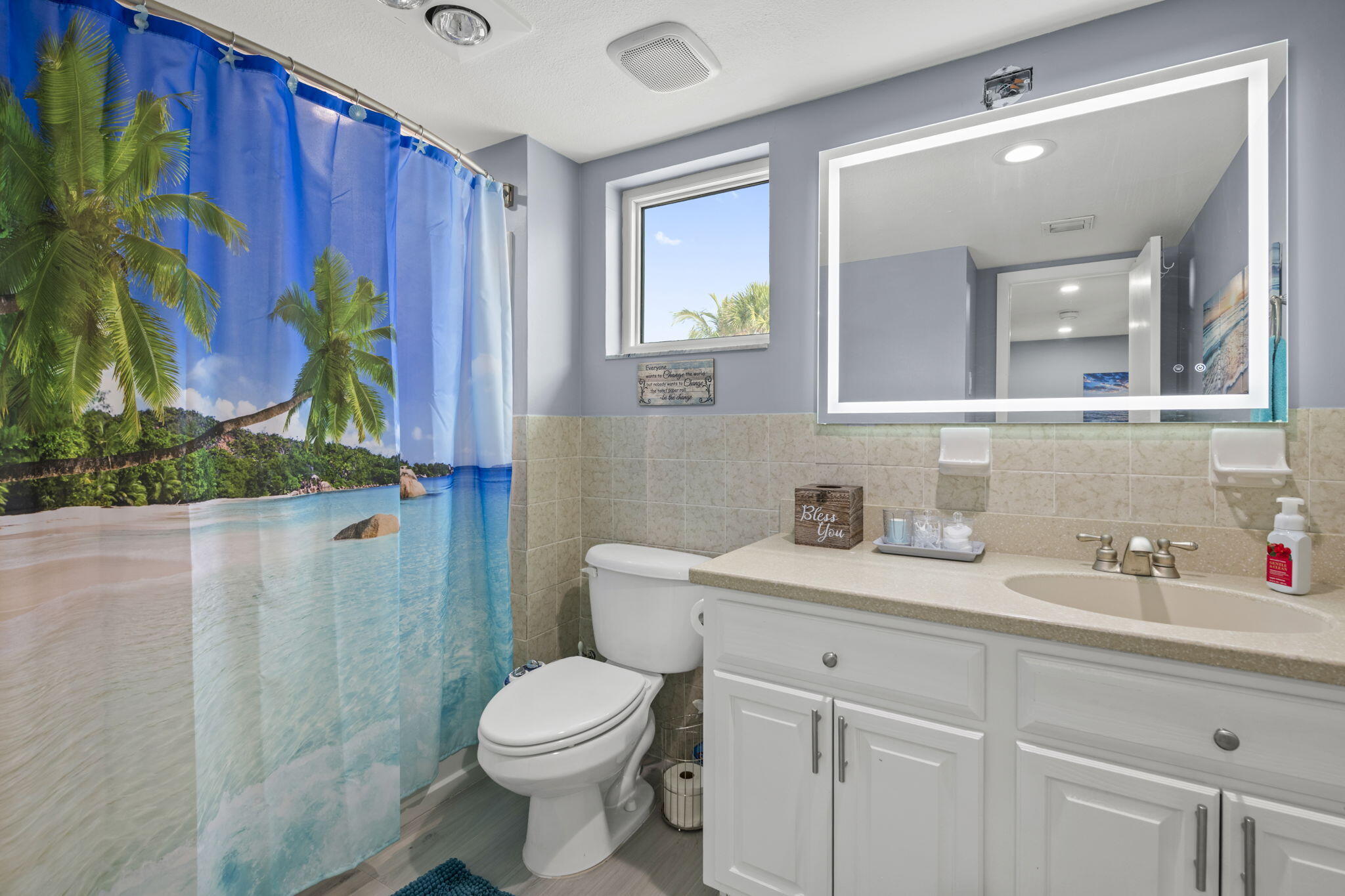 2205 N SURF #3, Hollywood FL 33019