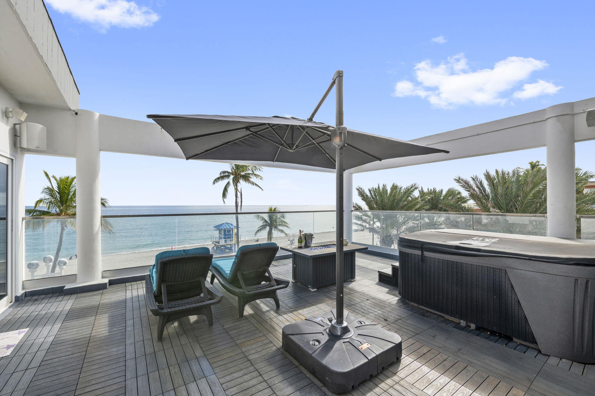 2205 N SURF #3, Hollywood FL 33019