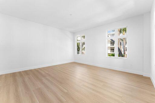 184 Lake #4102, Palm Beach Shores FL 33404