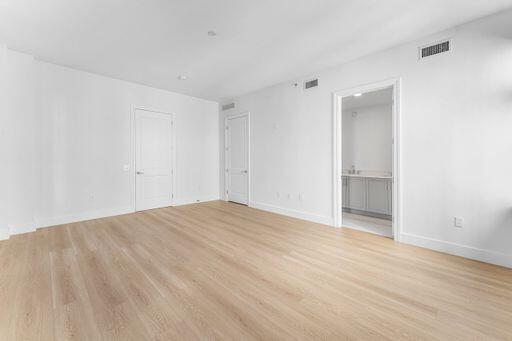 184 Lake #4102, Palm Beach Shores FL 33404