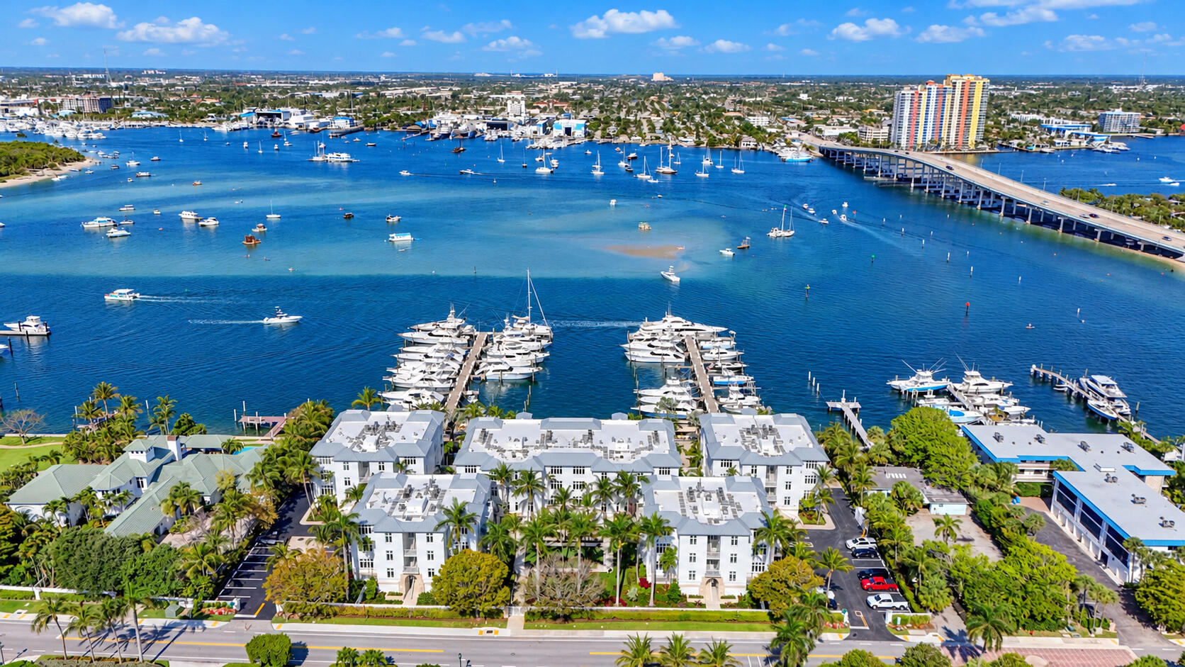 184 Lake #4102, Palm Beach Shores FL 33404