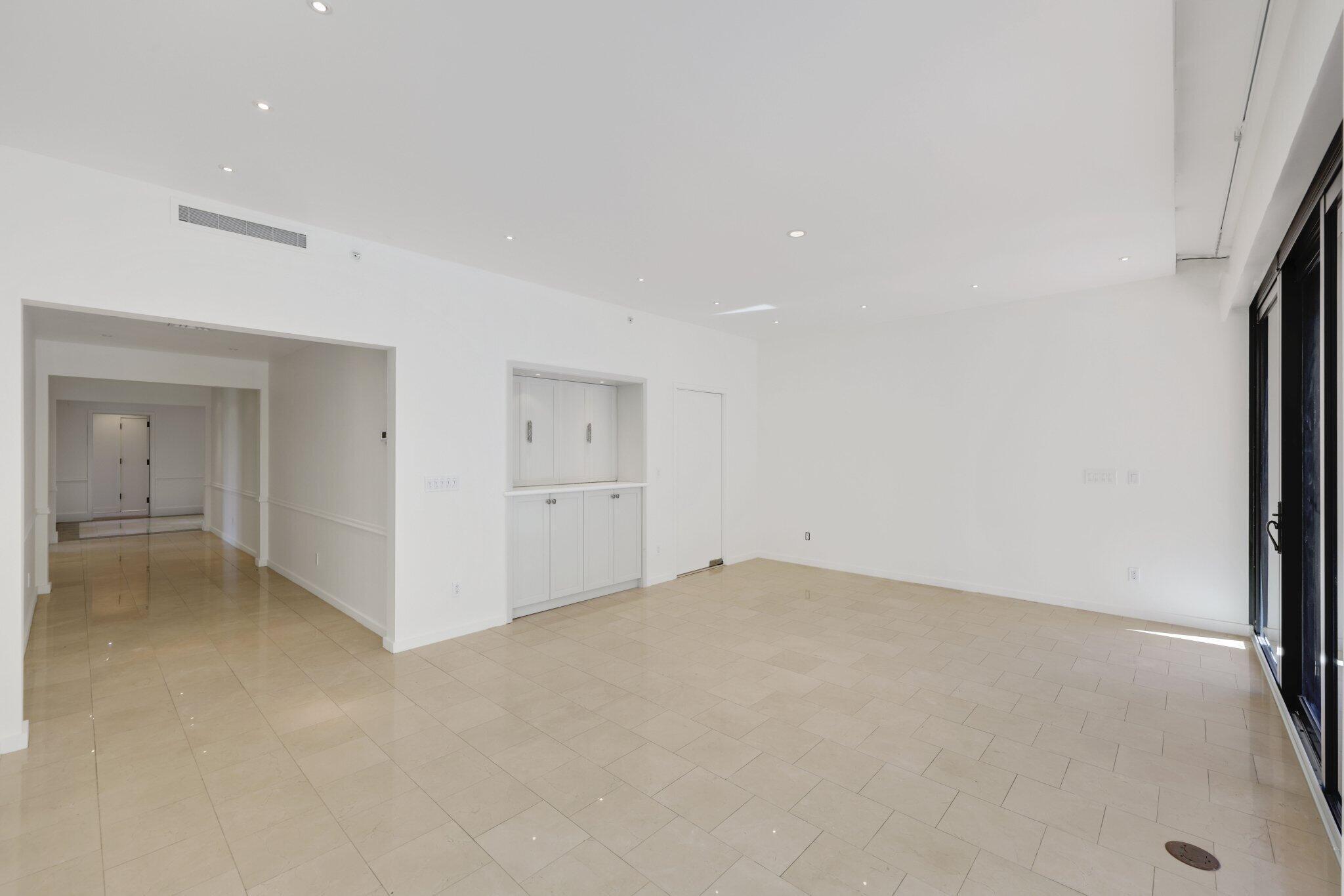 2 N BREAKERS #S32, Palm Beach FL 33480