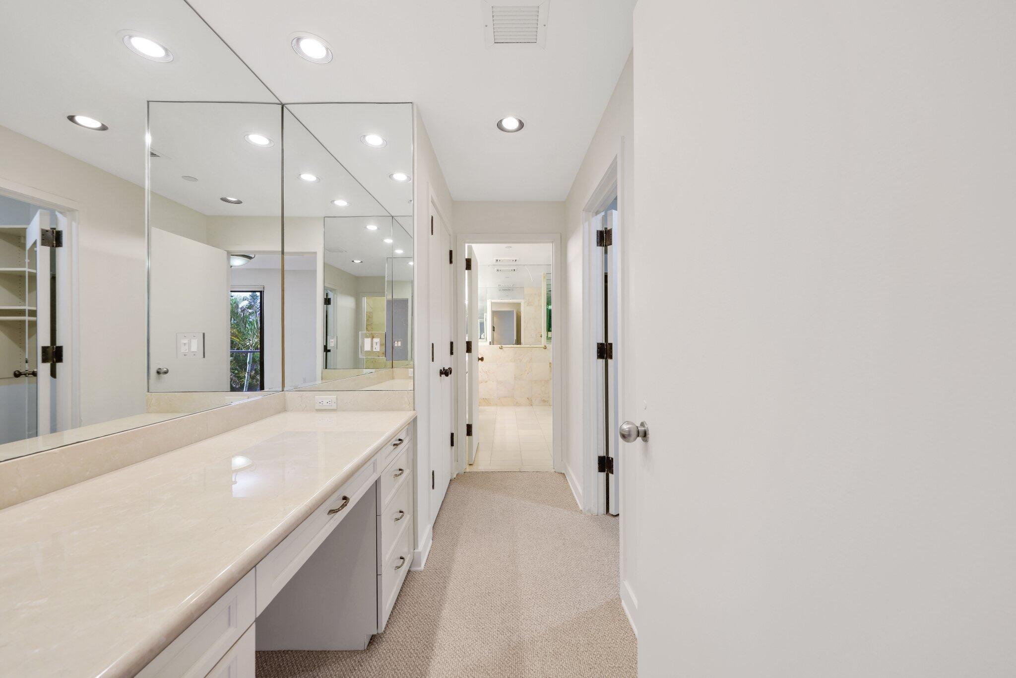 2 N BREAKERS #S32, Palm Beach FL 33480