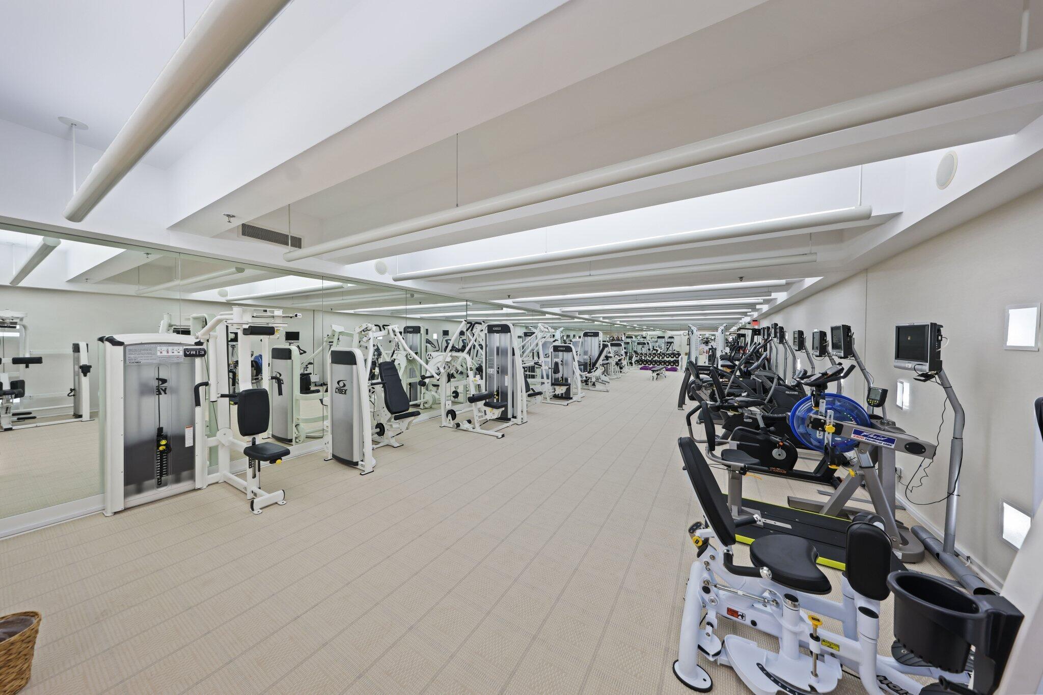 2 N BREAKERS #S32, Palm Beach FL 33480