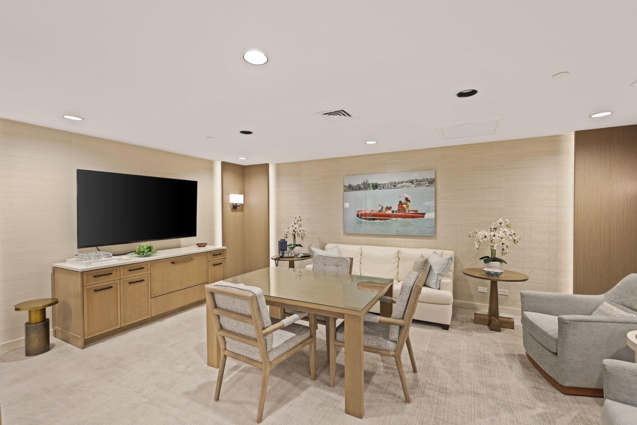 2 N BREAKERS #S32, Palm Beach FL 33480