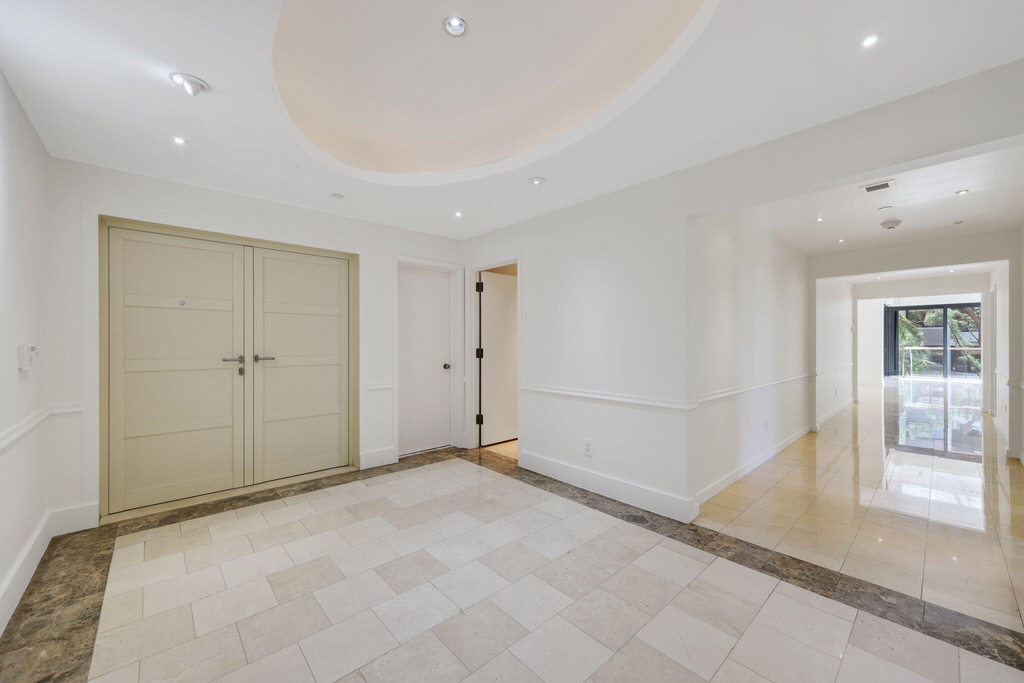 2 N BREAKERS #S32, Palm Beach FL 33480