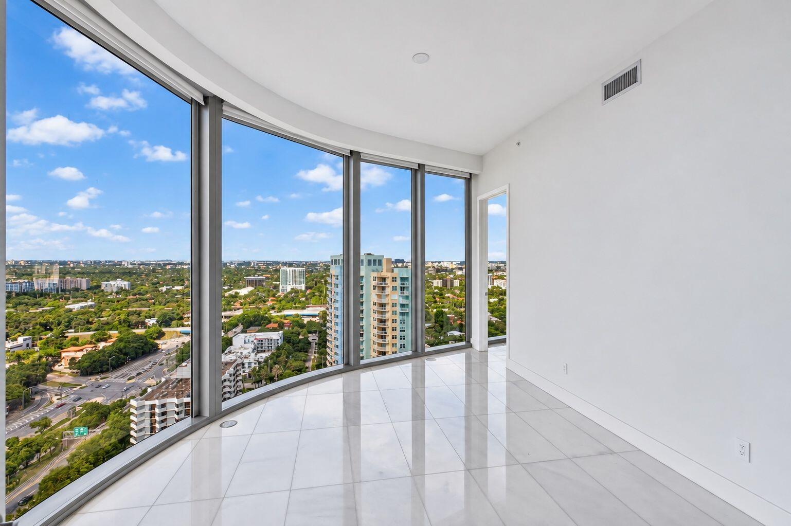 175 SE 25TH #2303, Miami FL 33129