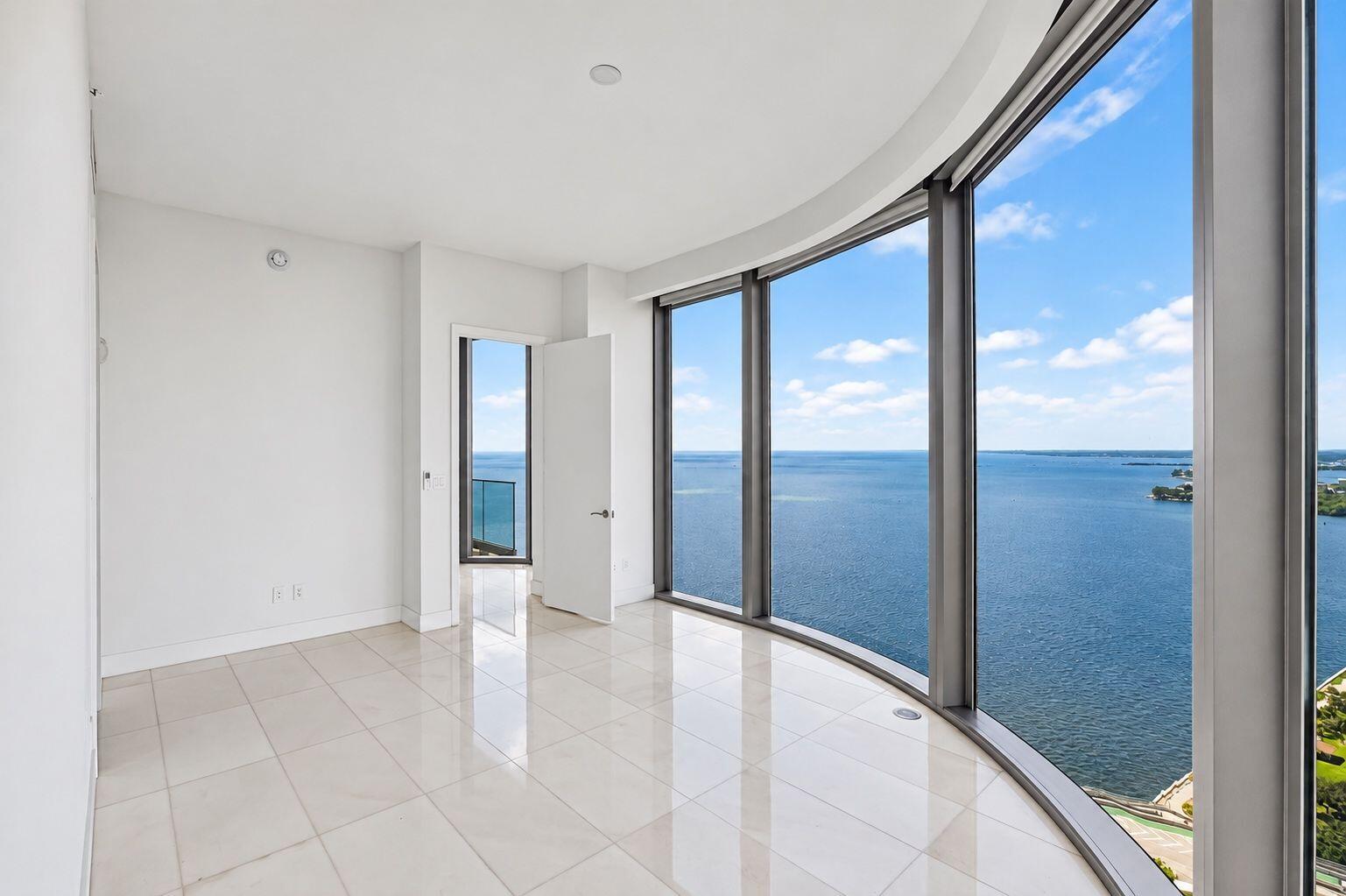 175 SE 25TH #2303, Miami FL 33129