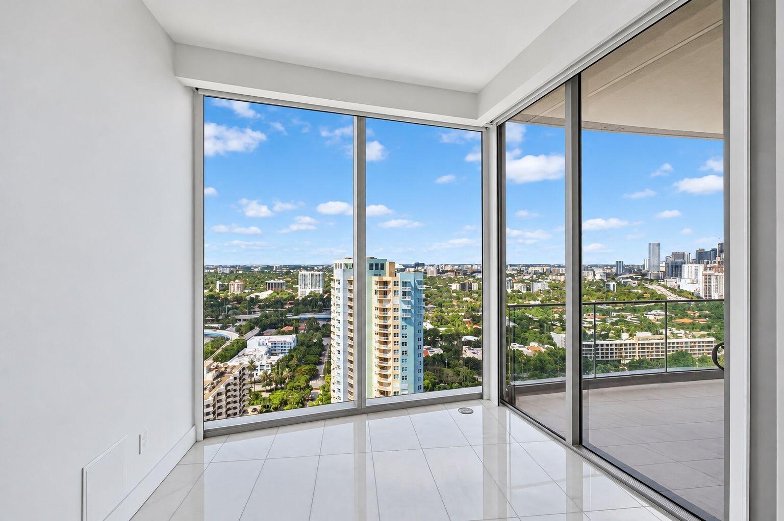 175 SE 25TH #2303, Miami FL 33129