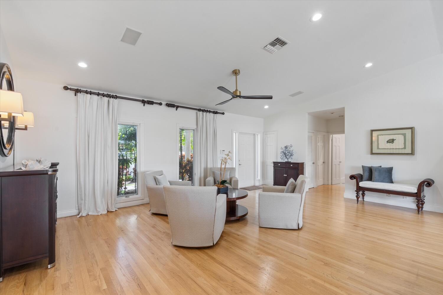 703 Royal Plaza, Fort Lauderdale FL 33301