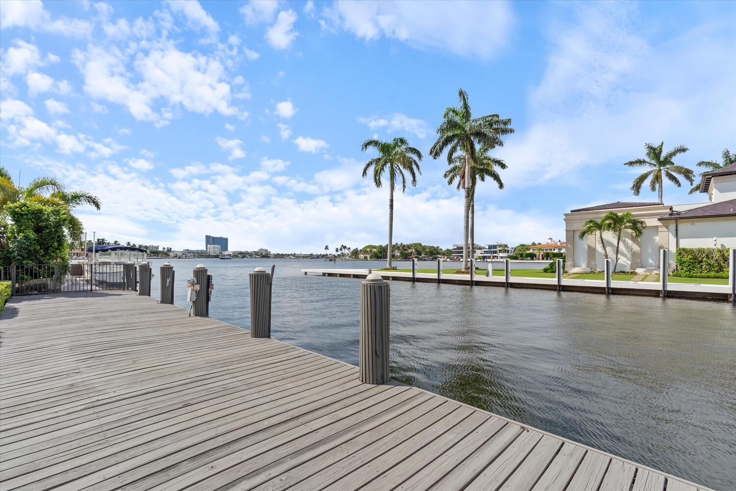 703 Royal Plaza, Fort Lauderdale FL 33301