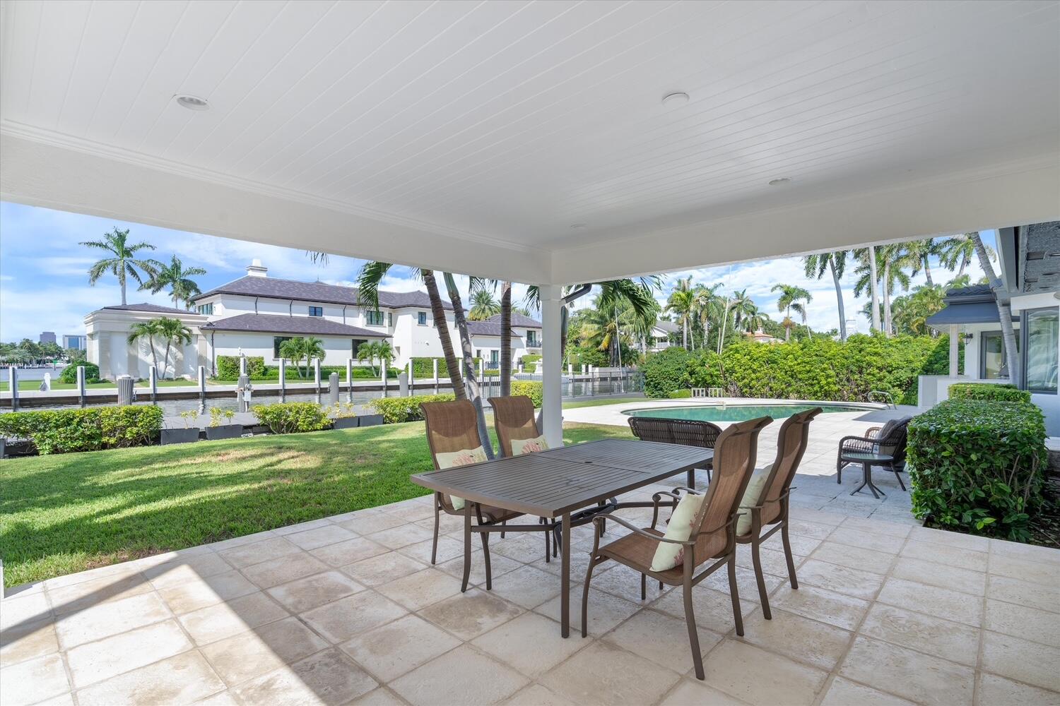 703 Royal Plaza, Fort Lauderdale FL 33301