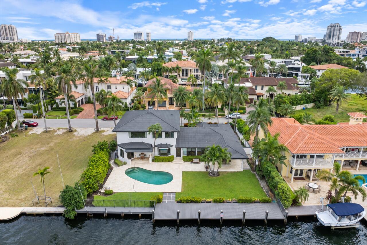 703 Royal Plaza, Fort Lauderdale FL 33301