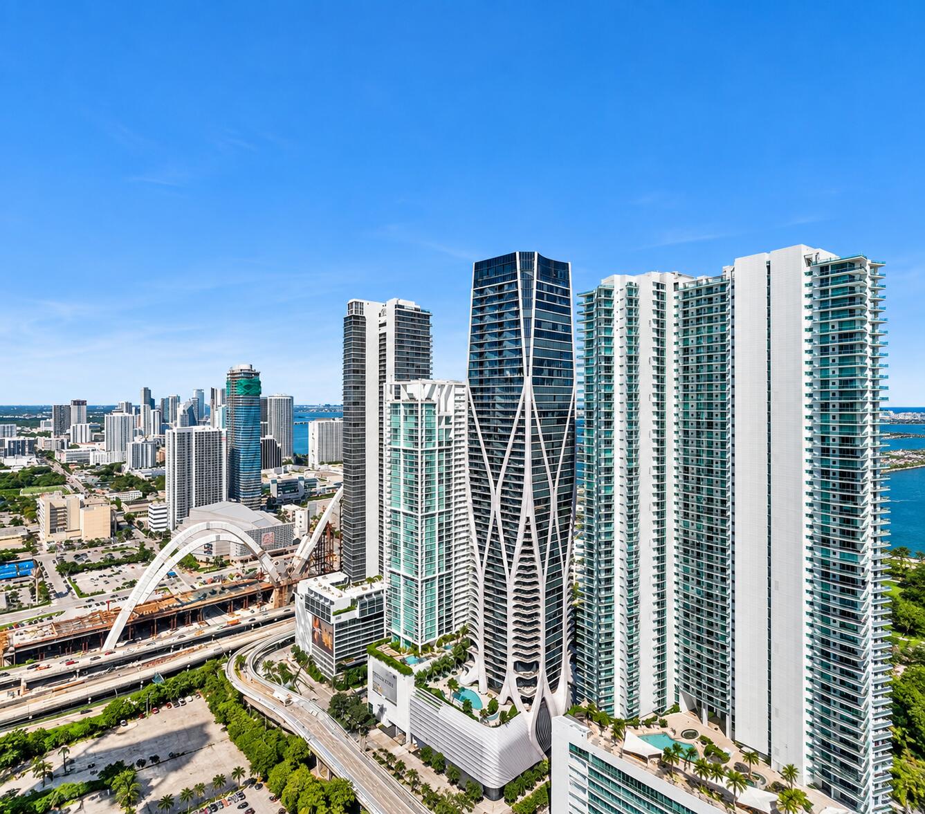 851 NE 1st #4401, Miami FL 33132