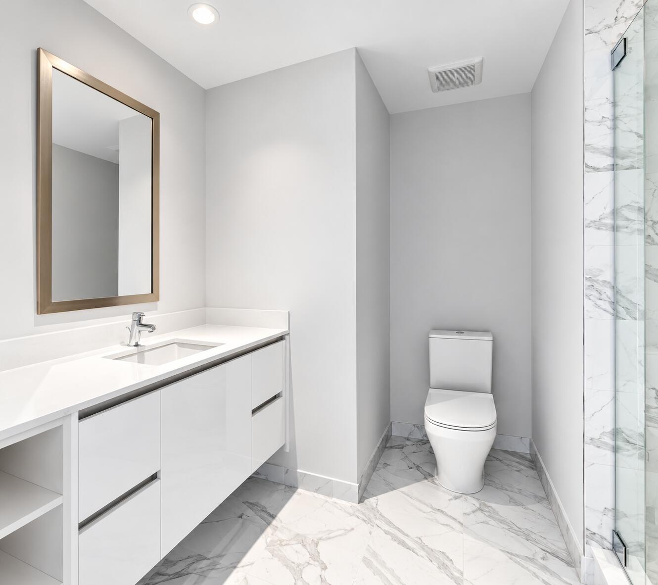 851 NE 1st #4401, Miami FL 33132