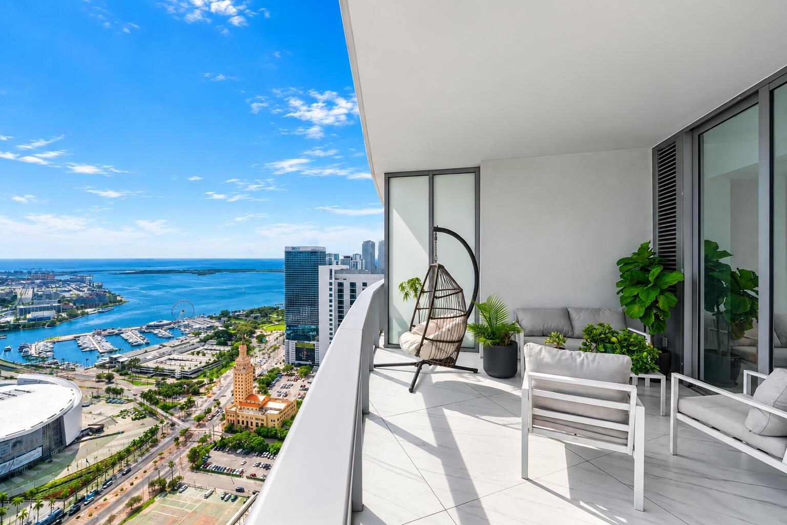 851 NE 1st #4403, Miami FL 33132
