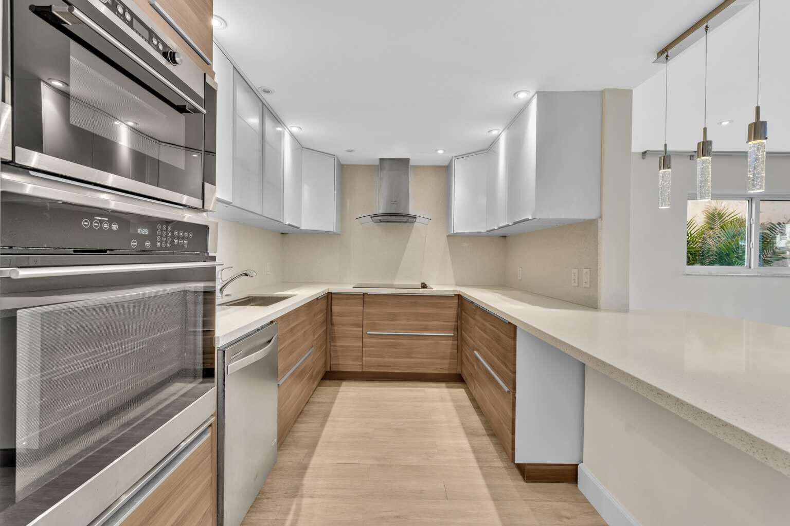 3819 NE 170TH #B-1, North Miami Beach FL 33160