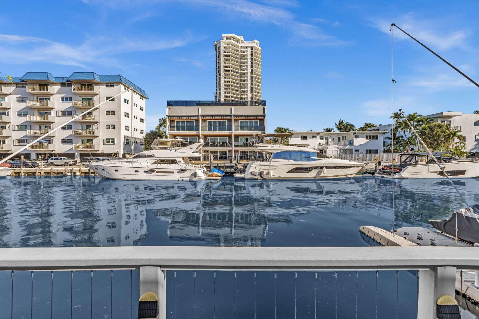 3819 NE 170TH #B-1, North Miami Beach FL 33160