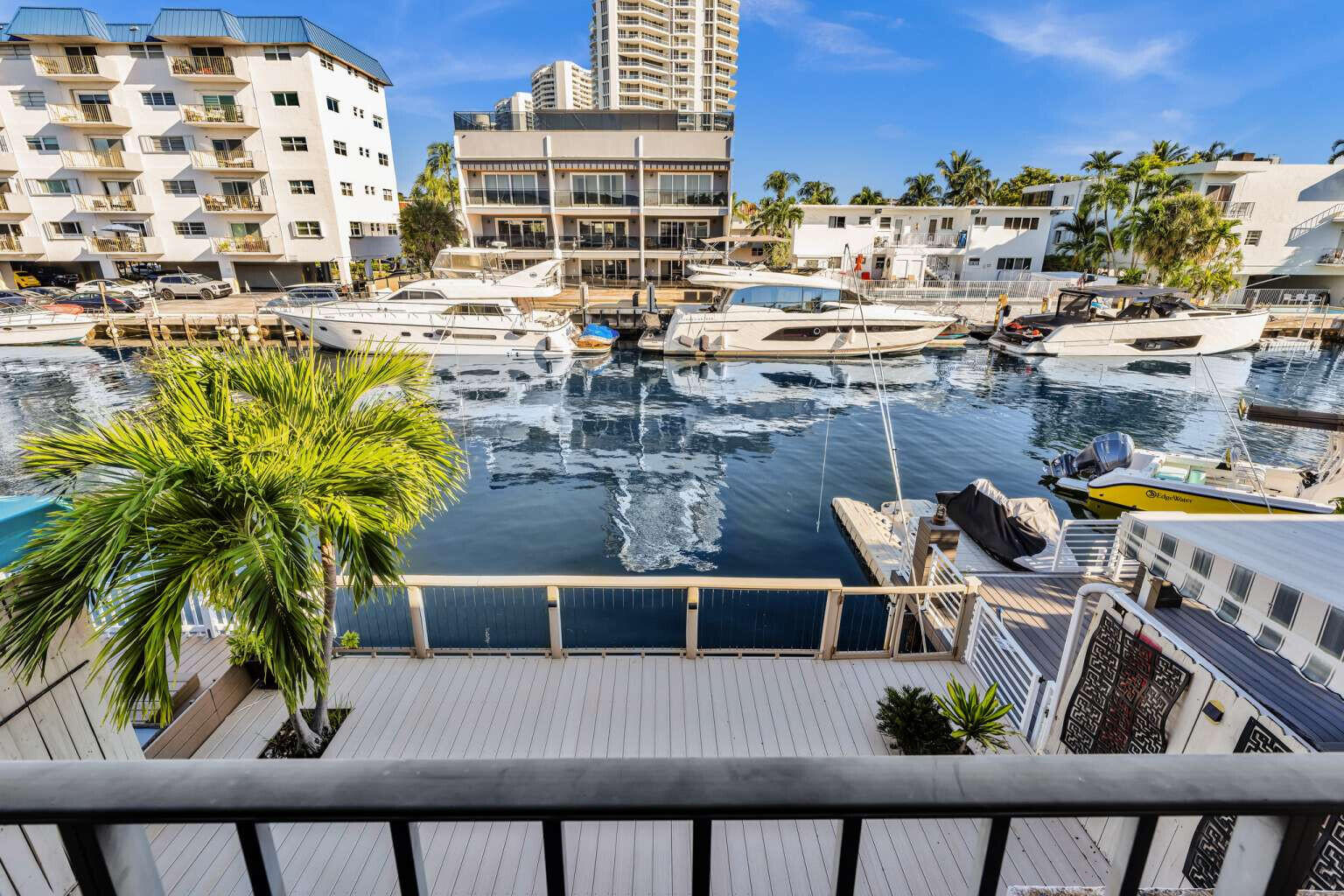 3819 NE 170TH #B-1, North Miami Beach FL 33160