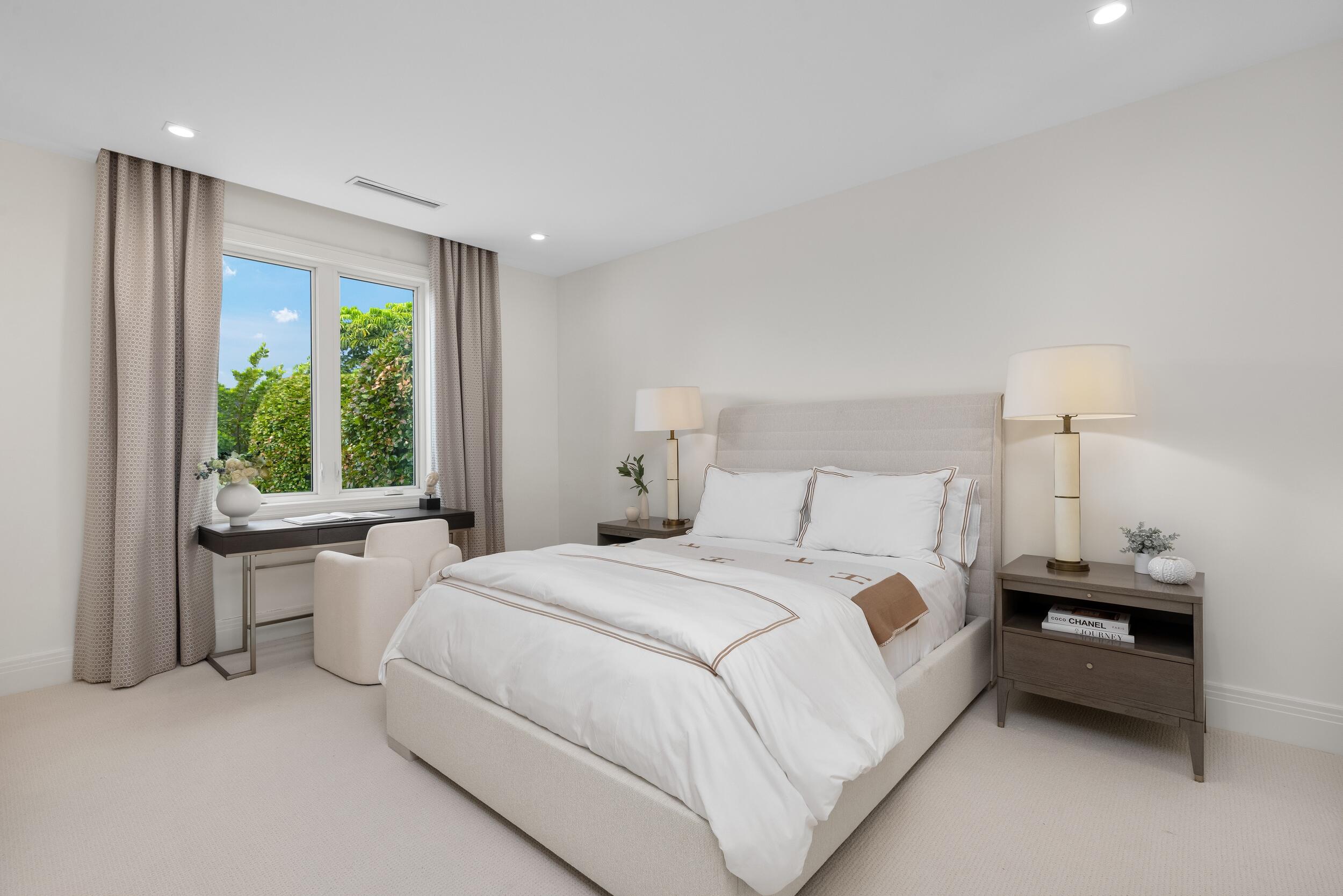 1740 S OCEAN, Palm Beach FL 33480