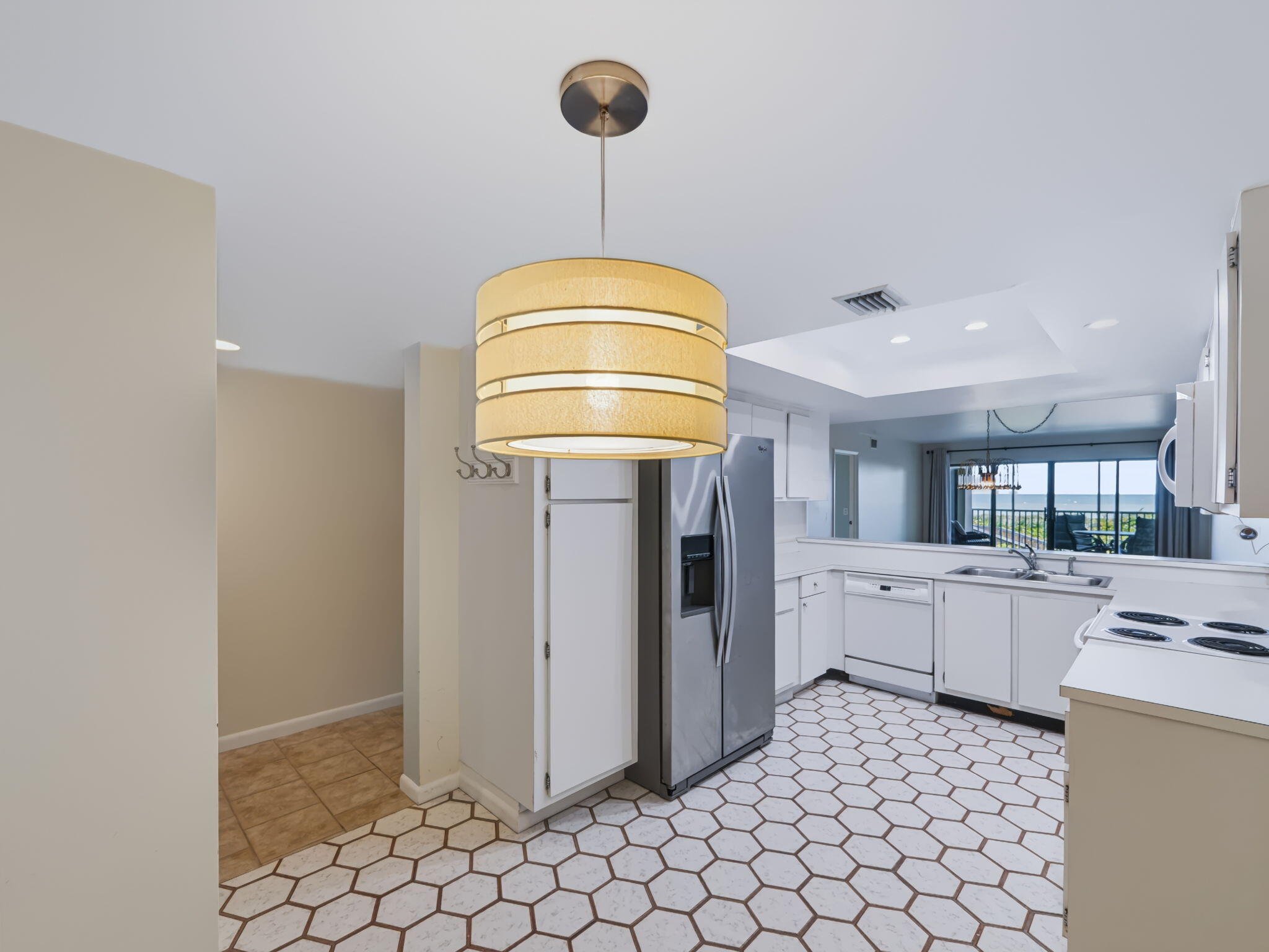 529 NE Plantation #105, Stuart FL 34996