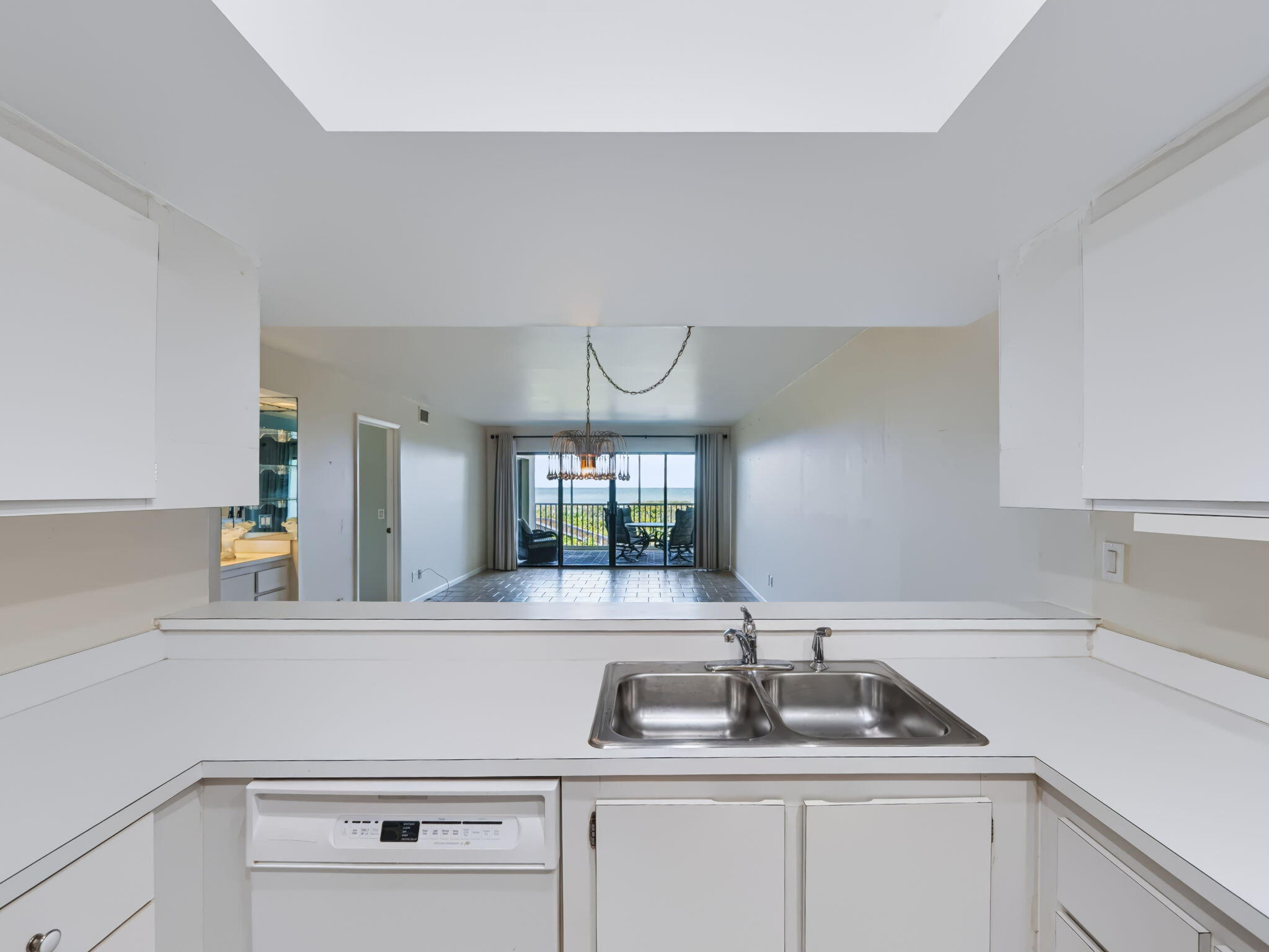 529 NE Plantation #105, Stuart FL 34996