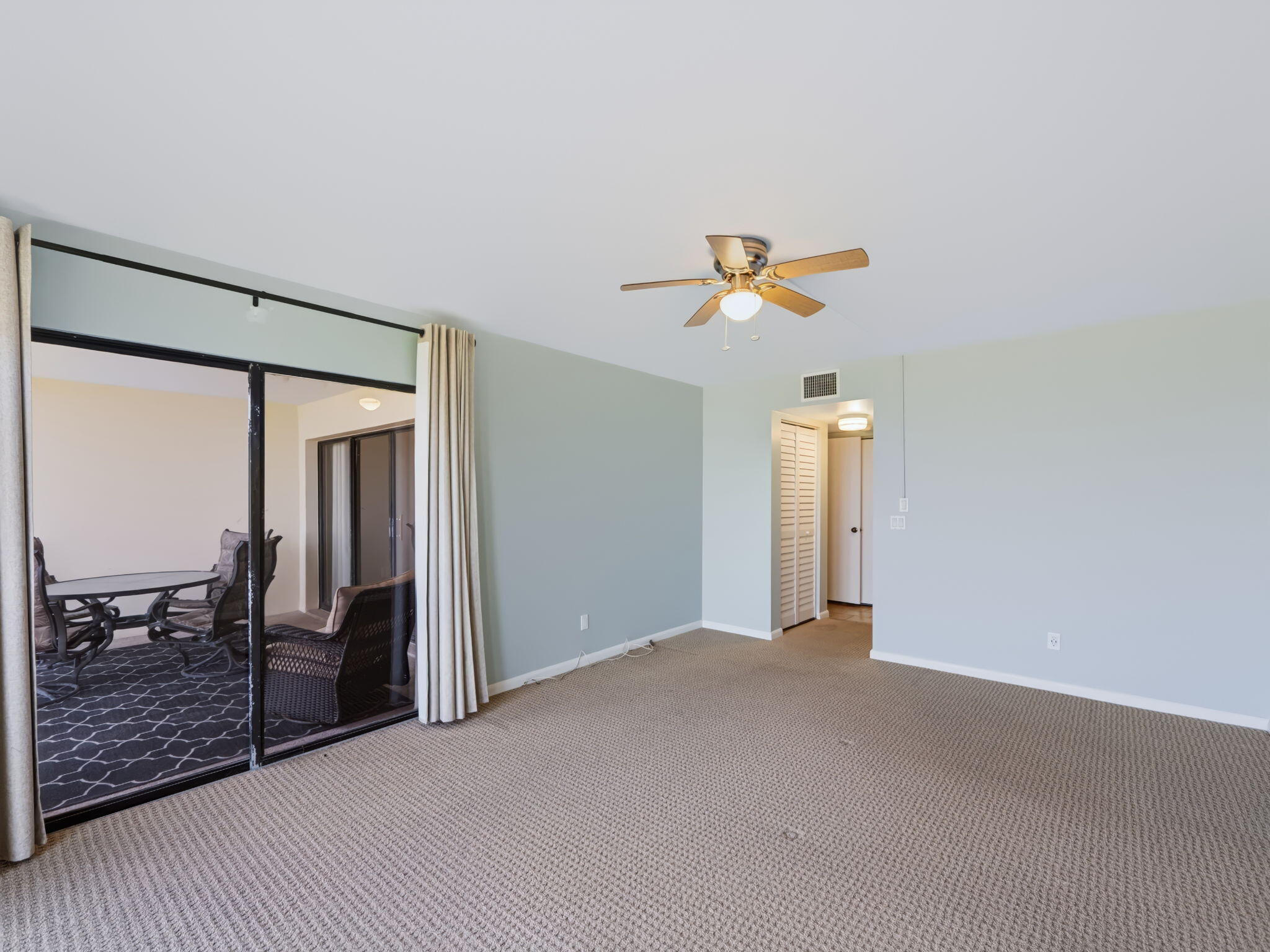 529 NE Plantation #105, Stuart FL 34996