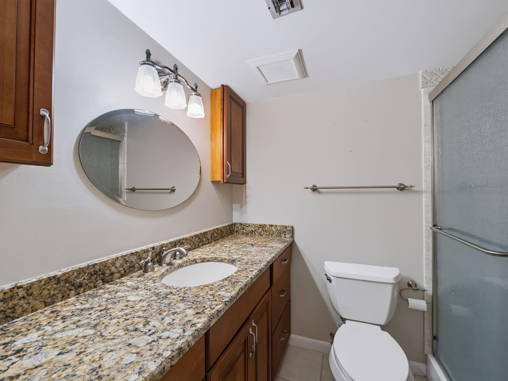 529 NE Plantation #105, Stuart FL 34996