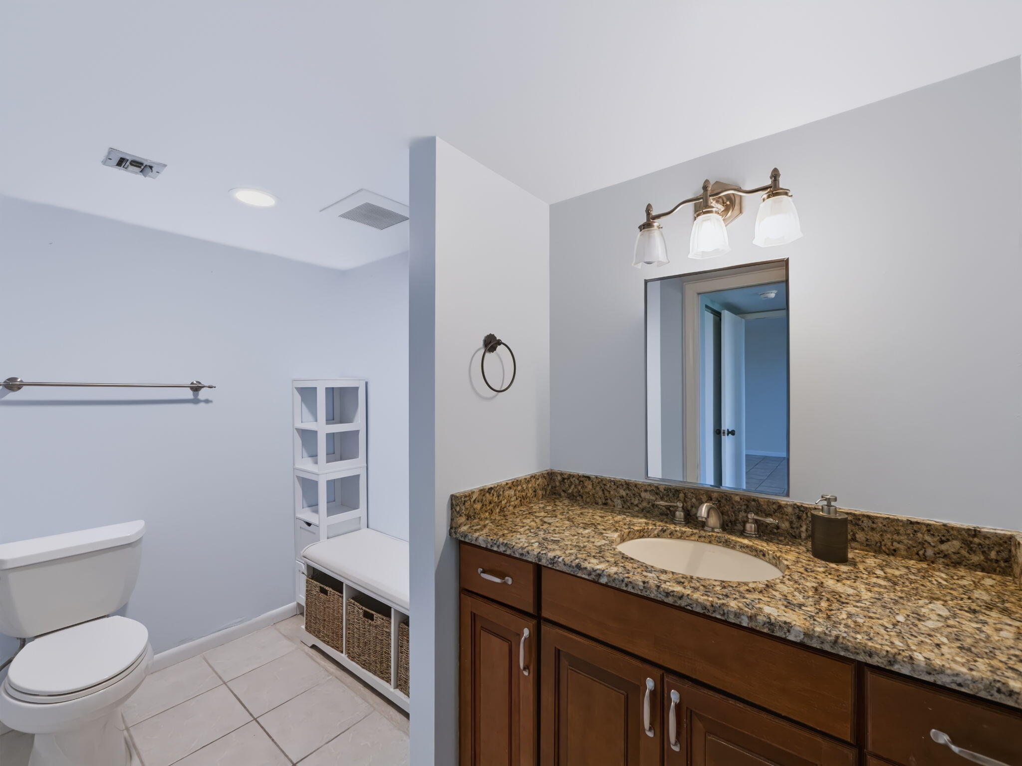 529 NE Plantation #105, Stuart FL 34996