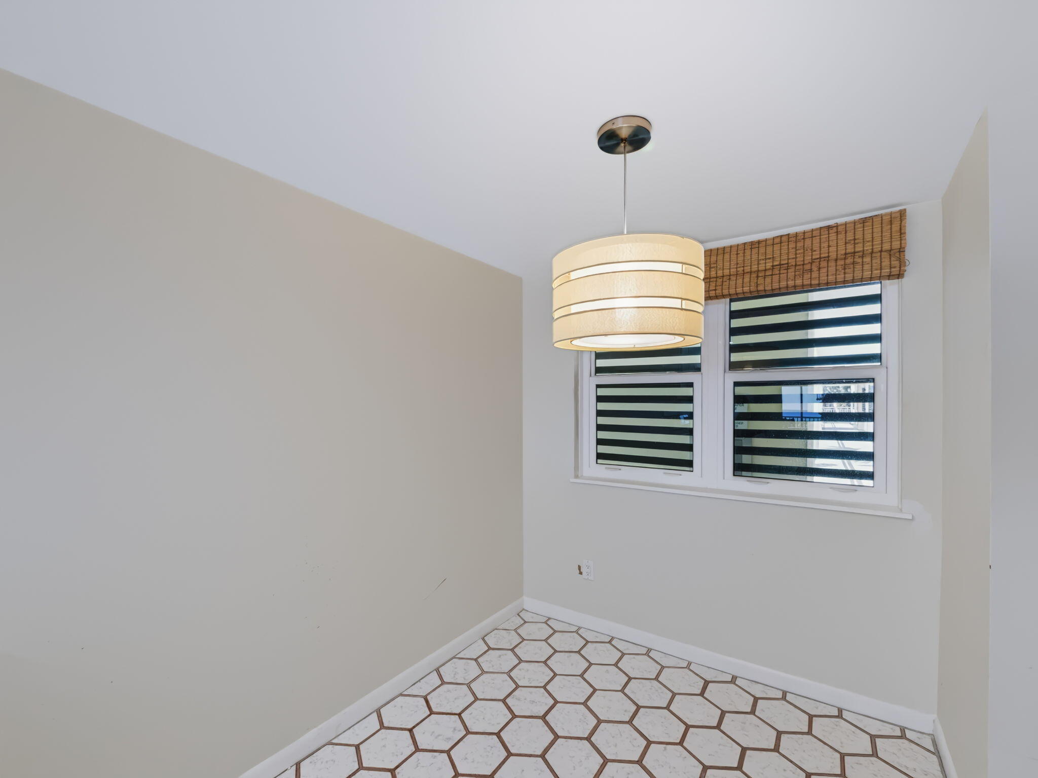 529 NE Plantation #105, Stuart FL 34996
