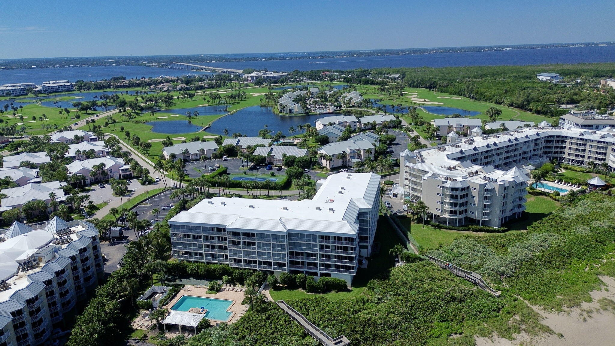 529 NE Plantation #105, Stuart FL 34996