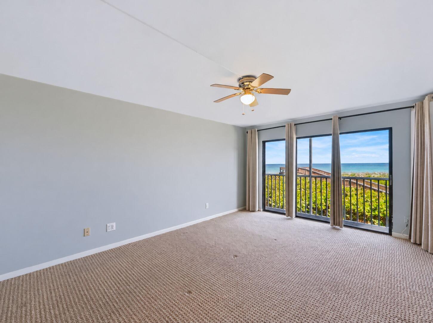 529 NE Plantation #105, Stuart FL 34996
