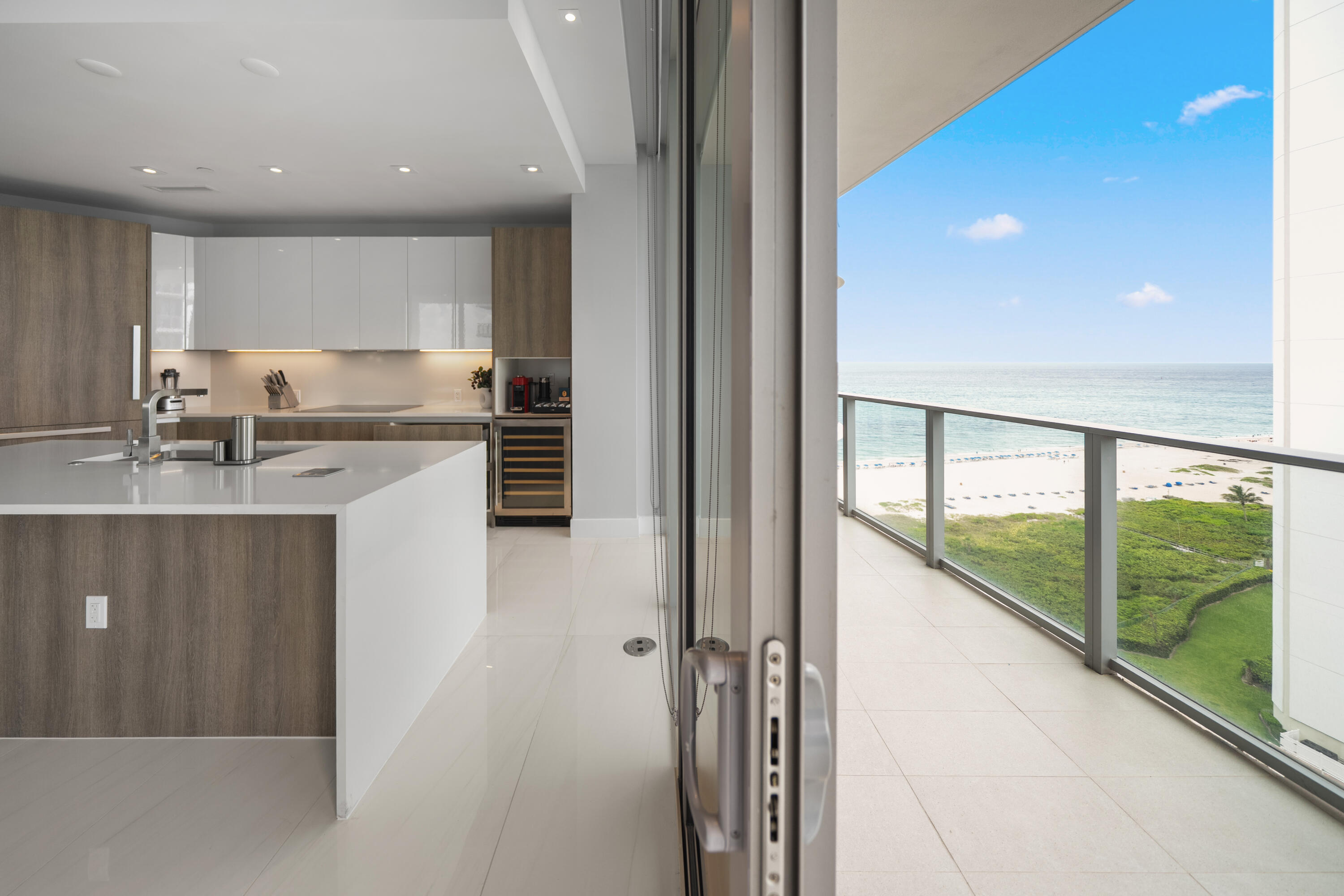 3100 N OCEAN #H-1608, Singer Island FL 33404