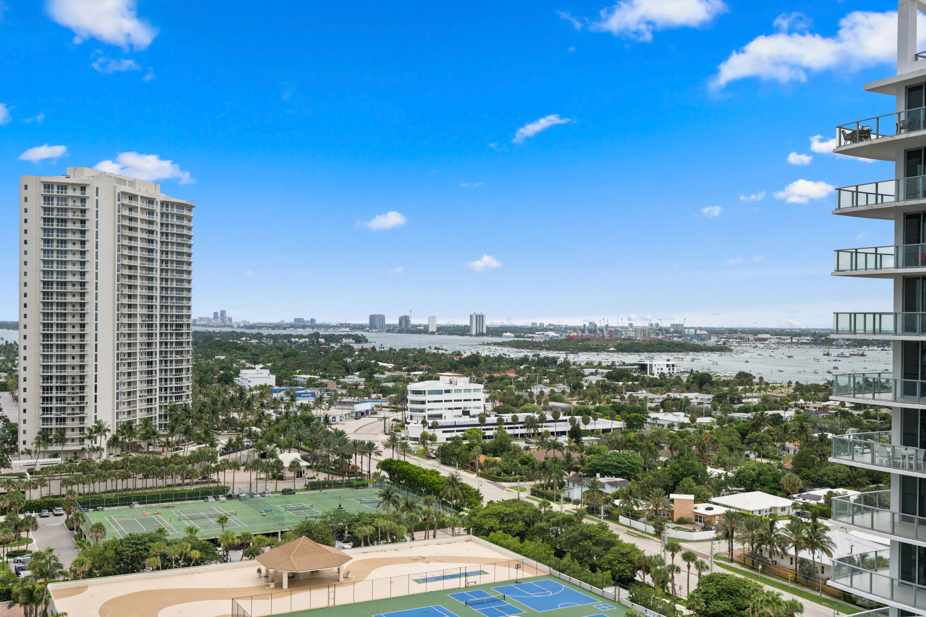 3100 N OCEAN #H-1608, Singer Island FL 33404