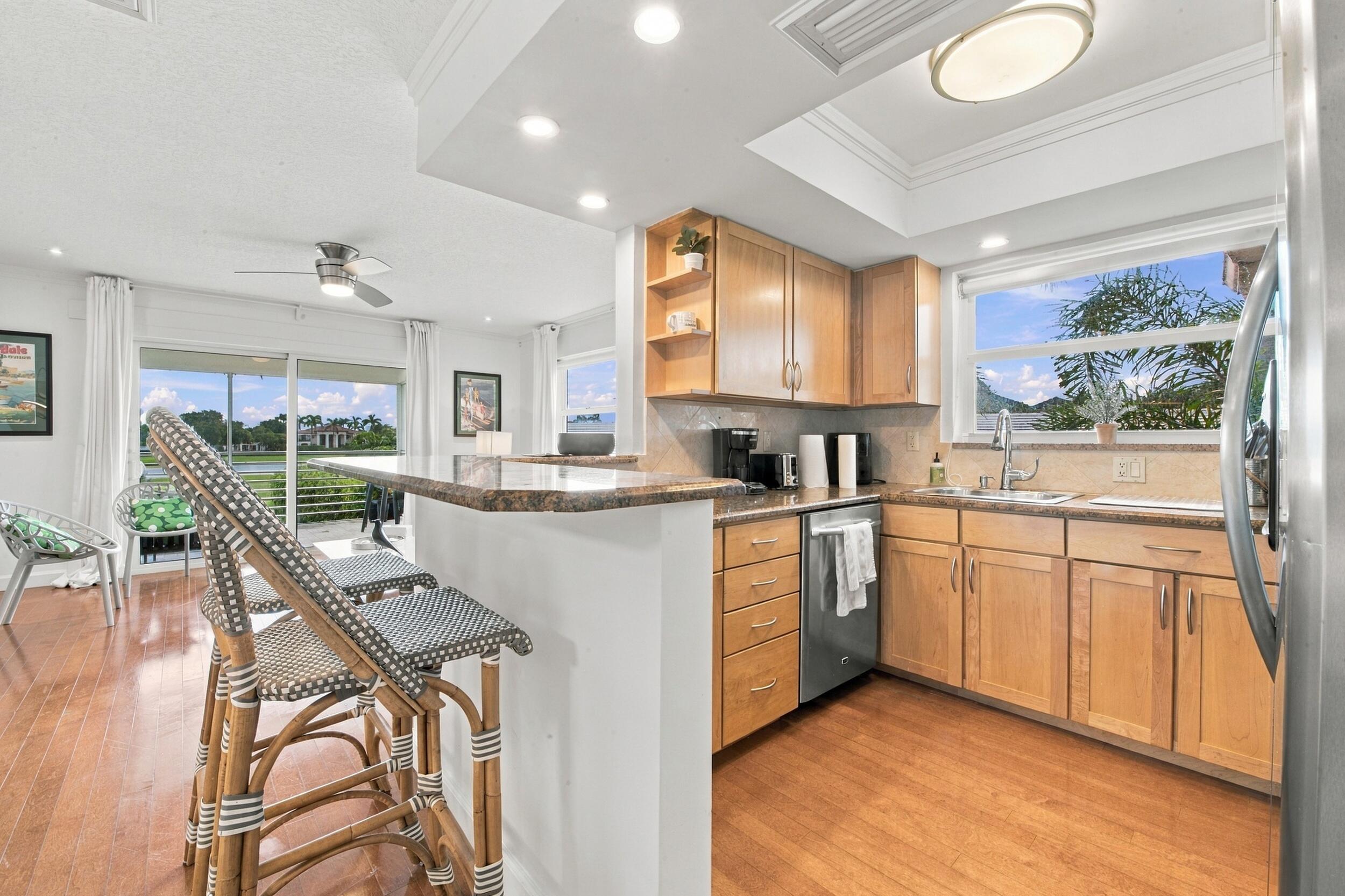 4812 NE 23RD #10, Fort Lauderdale FL 33308