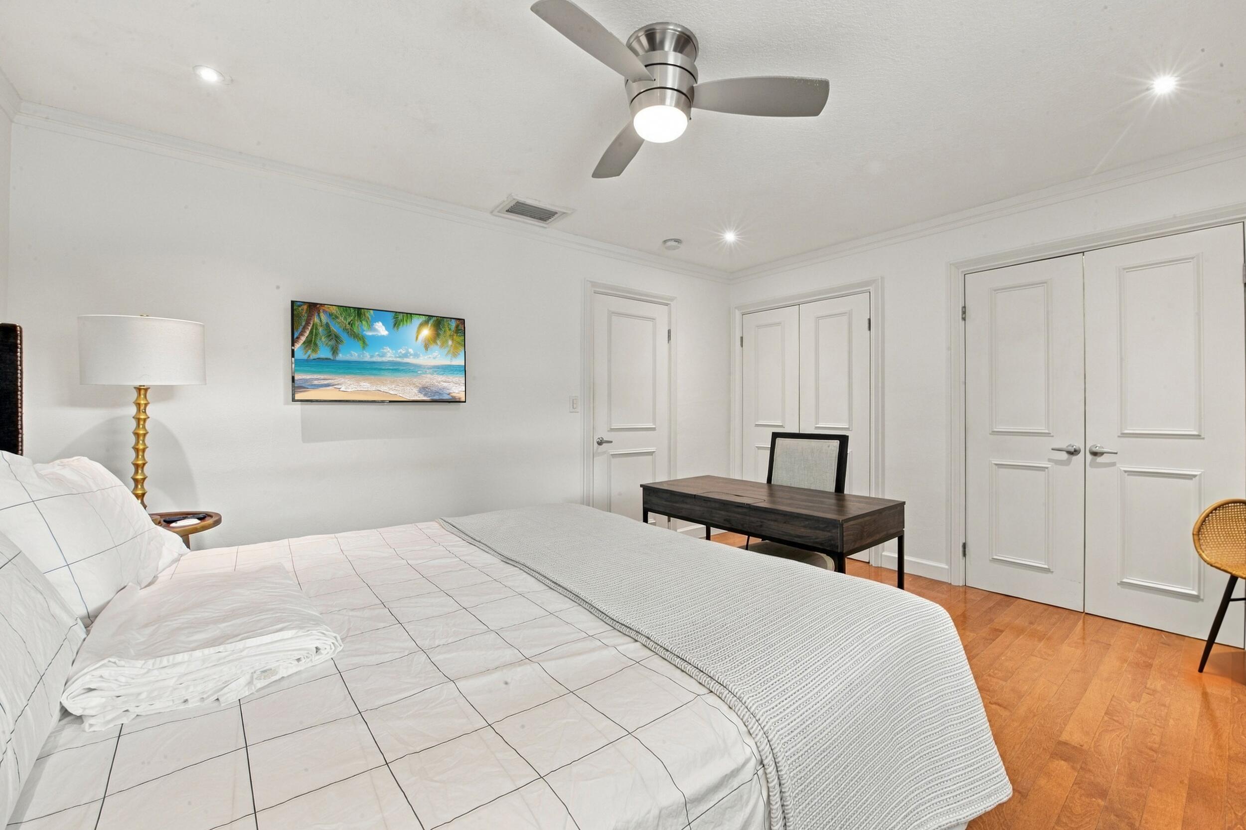 4812 NE 23RD #10, Fort Lauderdale FL 33308