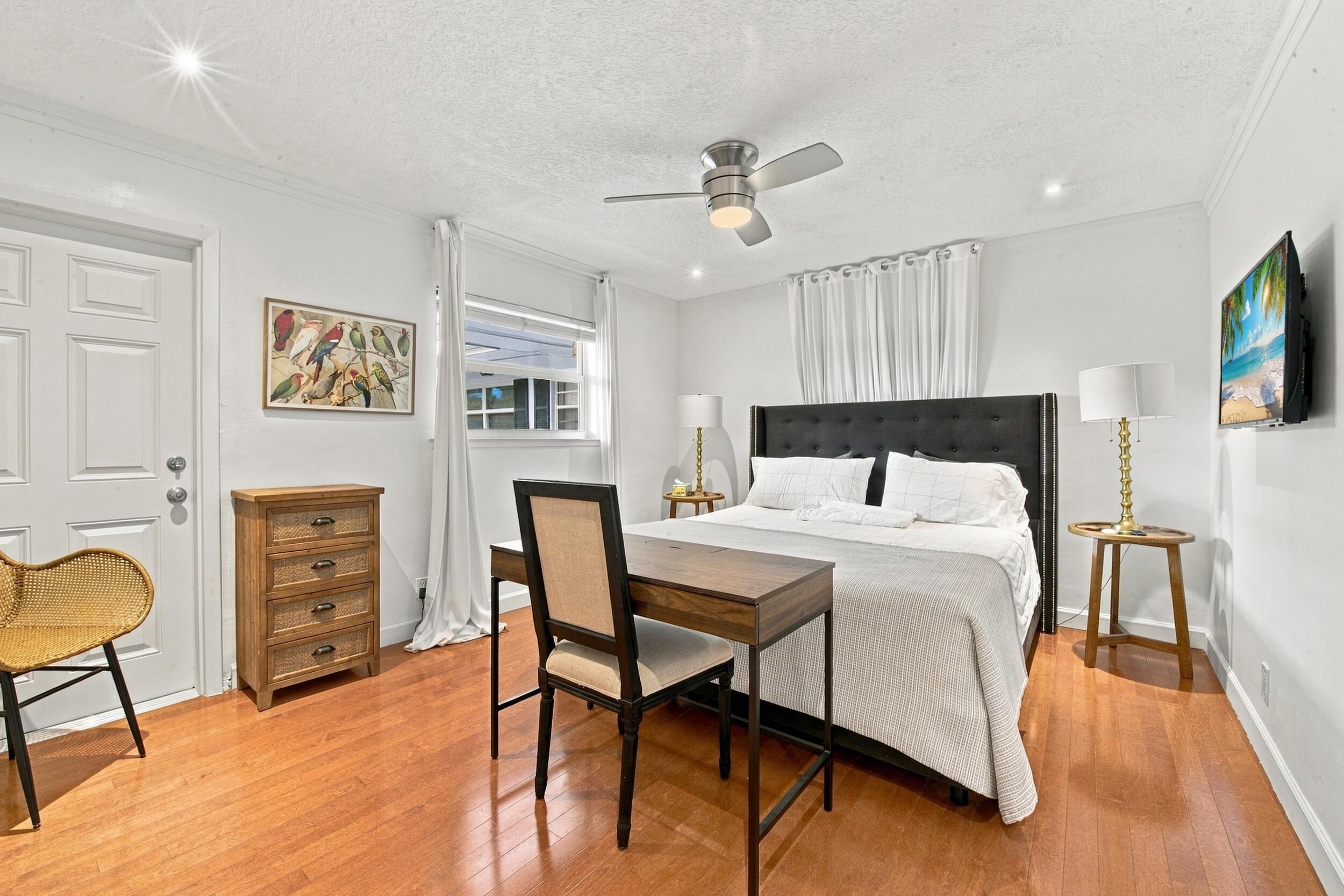 4812 NE 23RD #10, Fort Lauderdale FL 33308