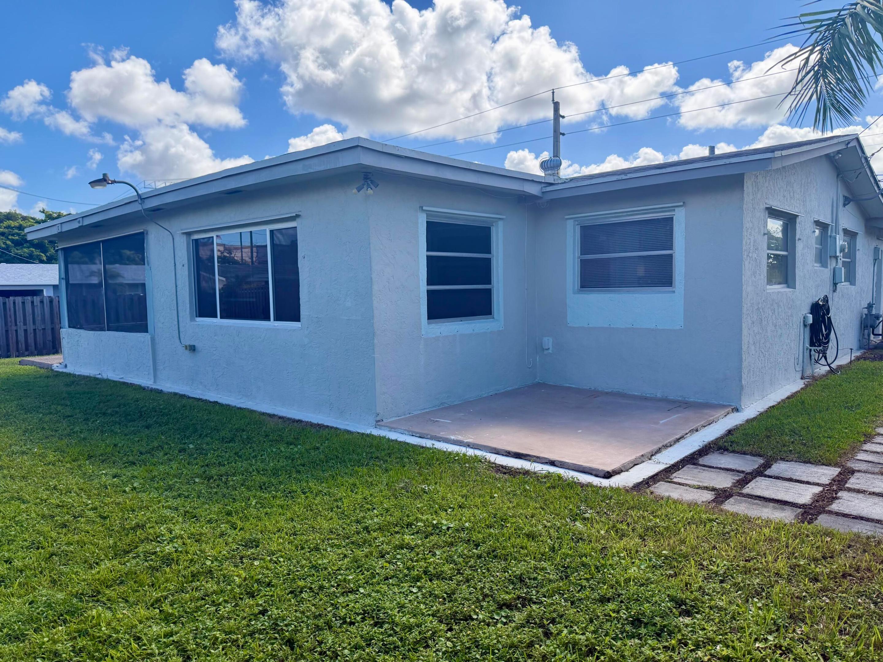 8361 NW 27th, Sunrise FL 33322