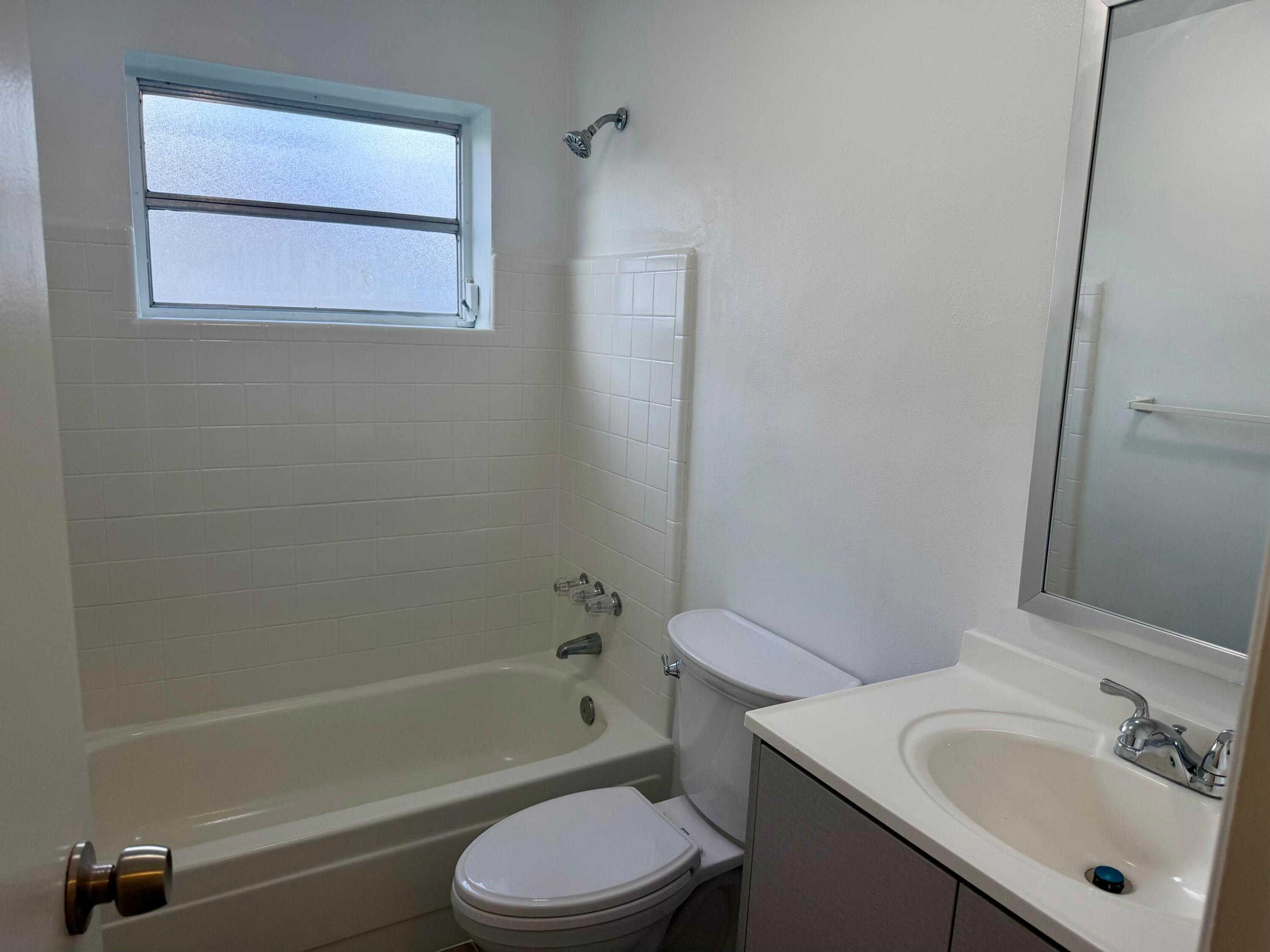 8361 NW 27th, Sunrise FL 33322