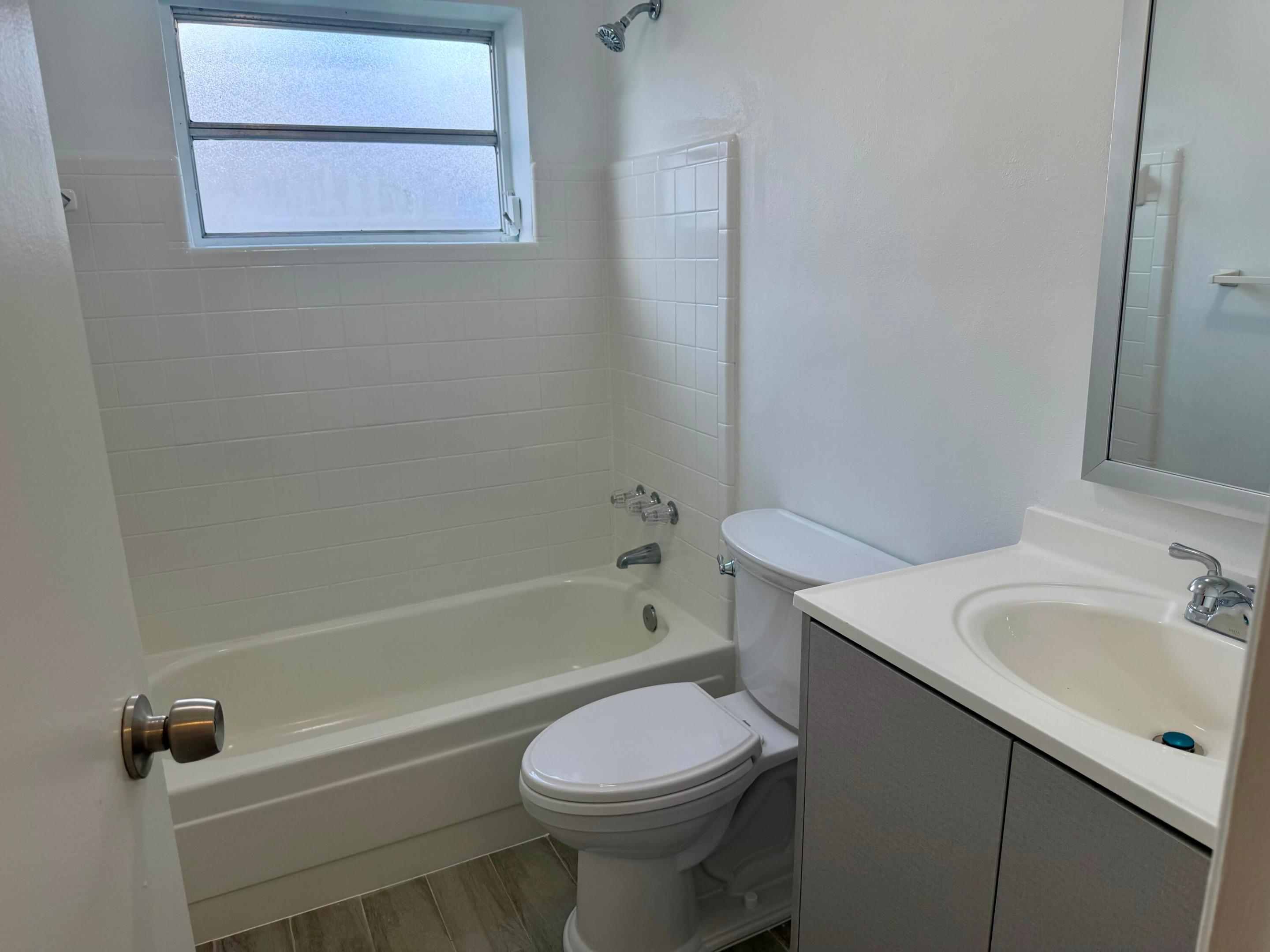 8361 NW 27th, Sunrise FL 33322
