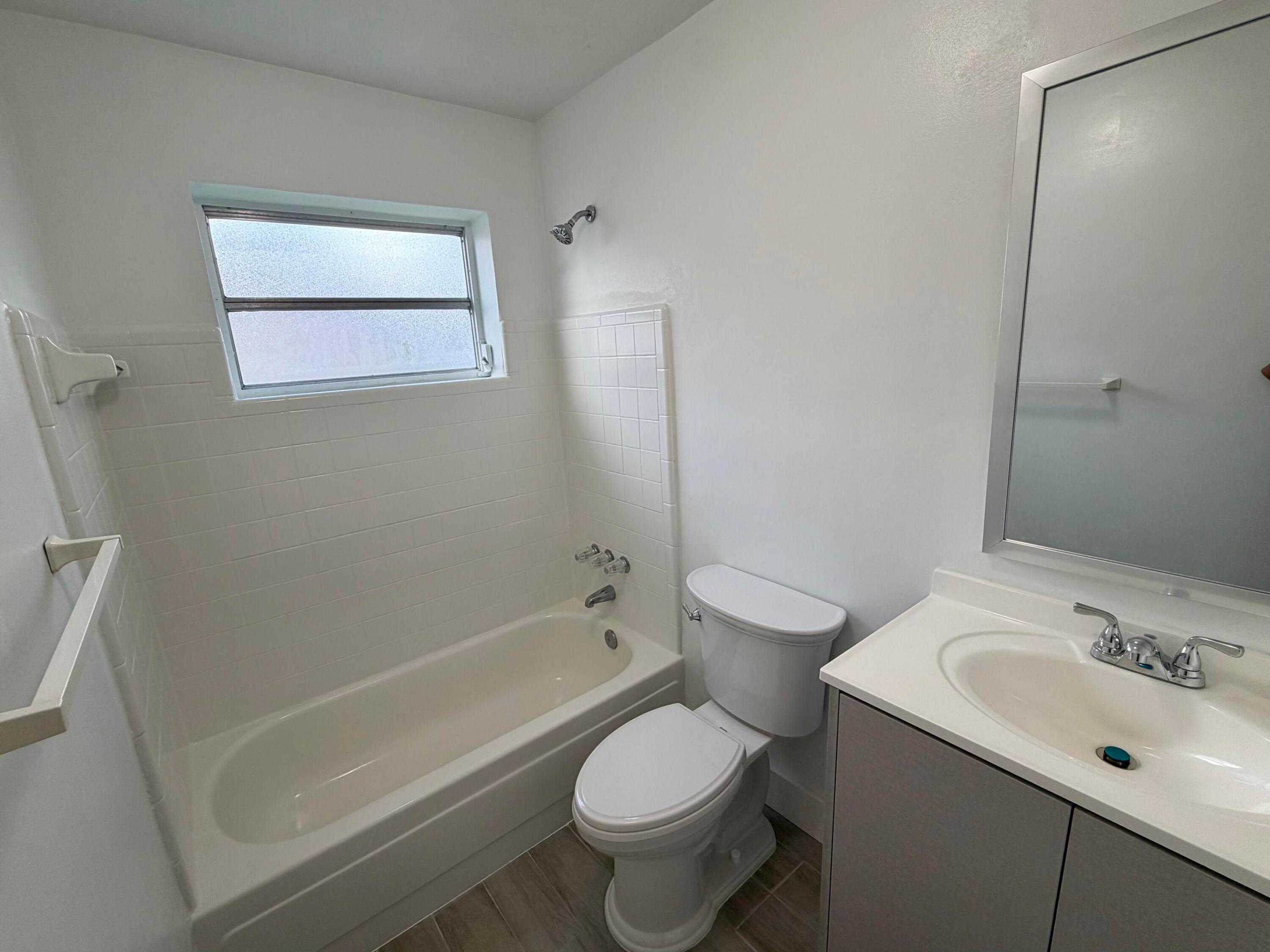 8361 NW 27th, Sunrise FL 33322