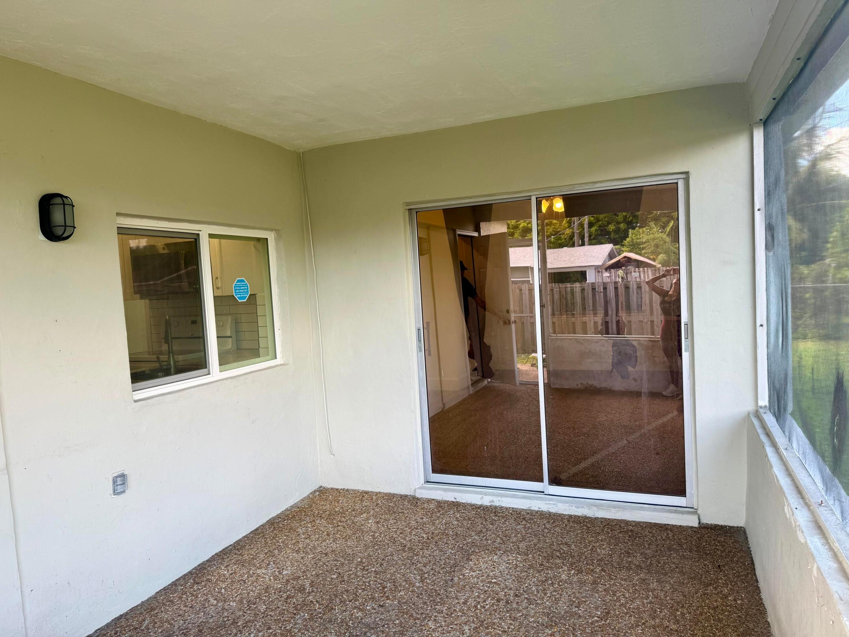 8361 NW 27th, Sunrise FL 33322