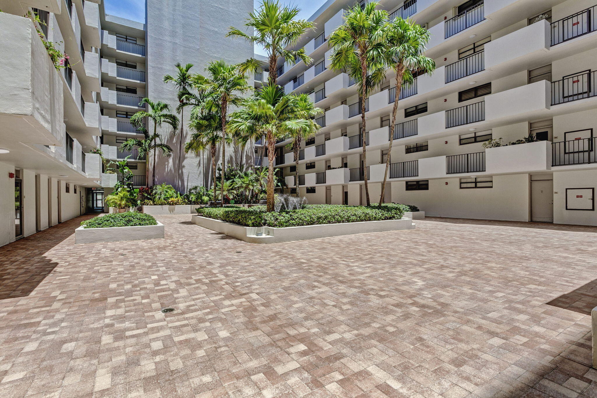 145 S OCEAN #719, Palm Beach Shores FL 33404