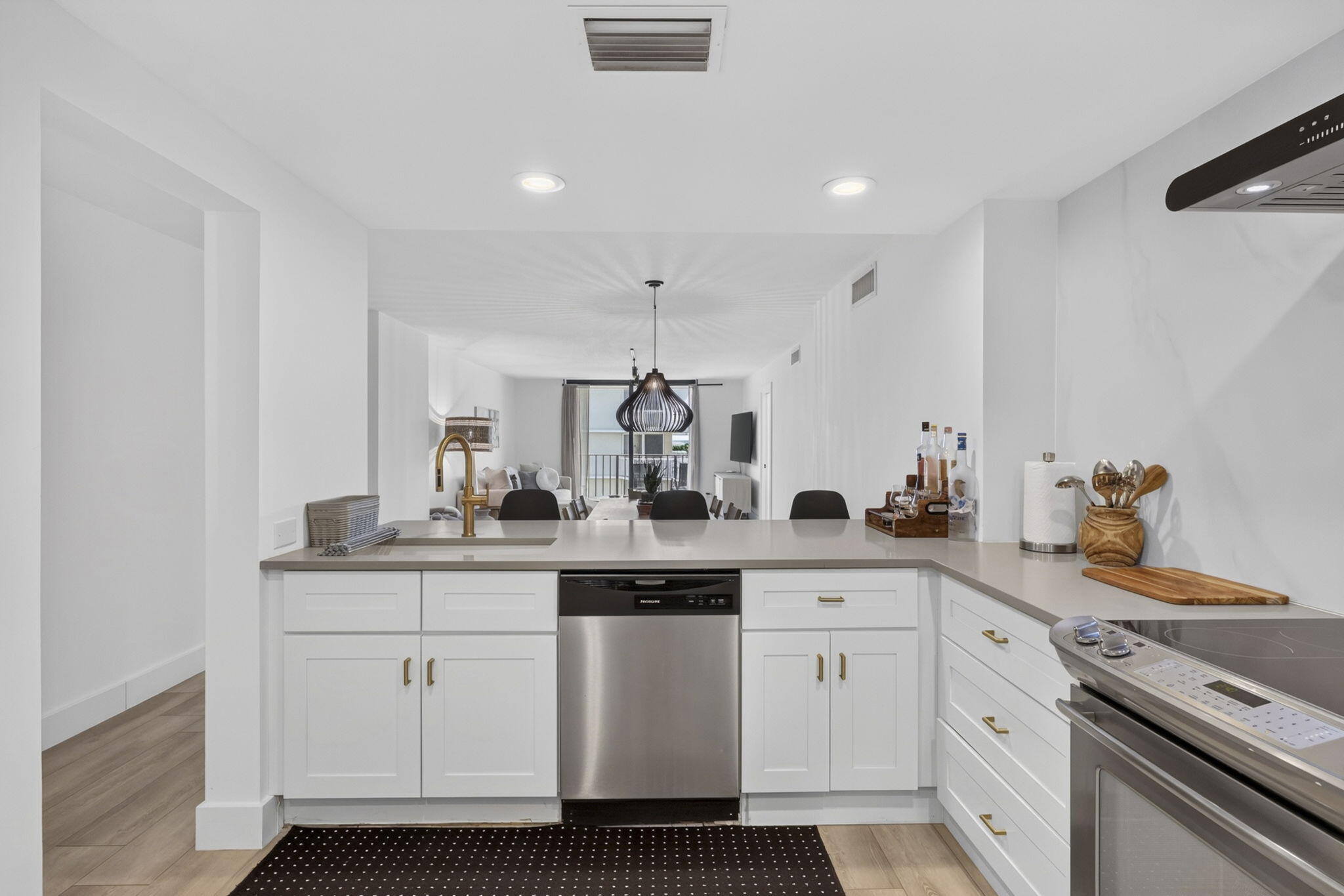 145 S OCEAN #719, Palm Beach Shores FL 33404