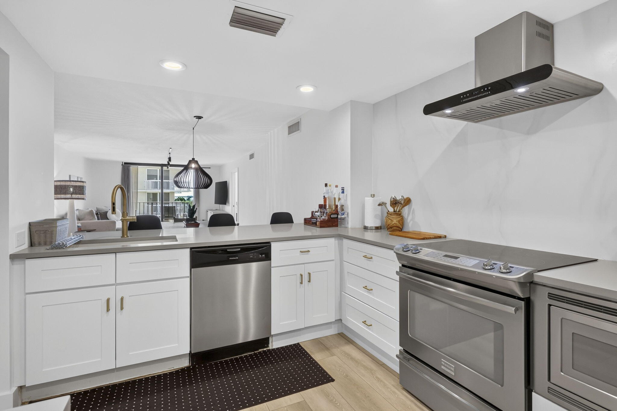 145 S OCEAN #719, Palm Beach Shores FL 33404