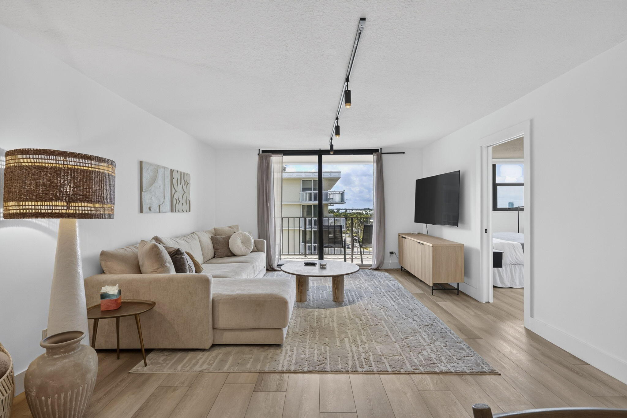 145 S OCEAN #719, Palm Beach Shores FL 33404